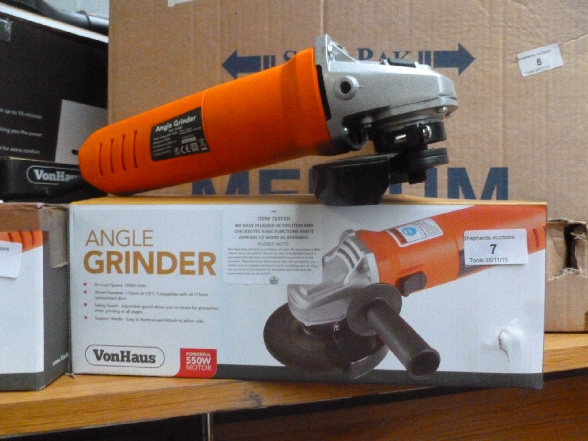 VonHaus 550W Angle Grinder.Tested working and boxe