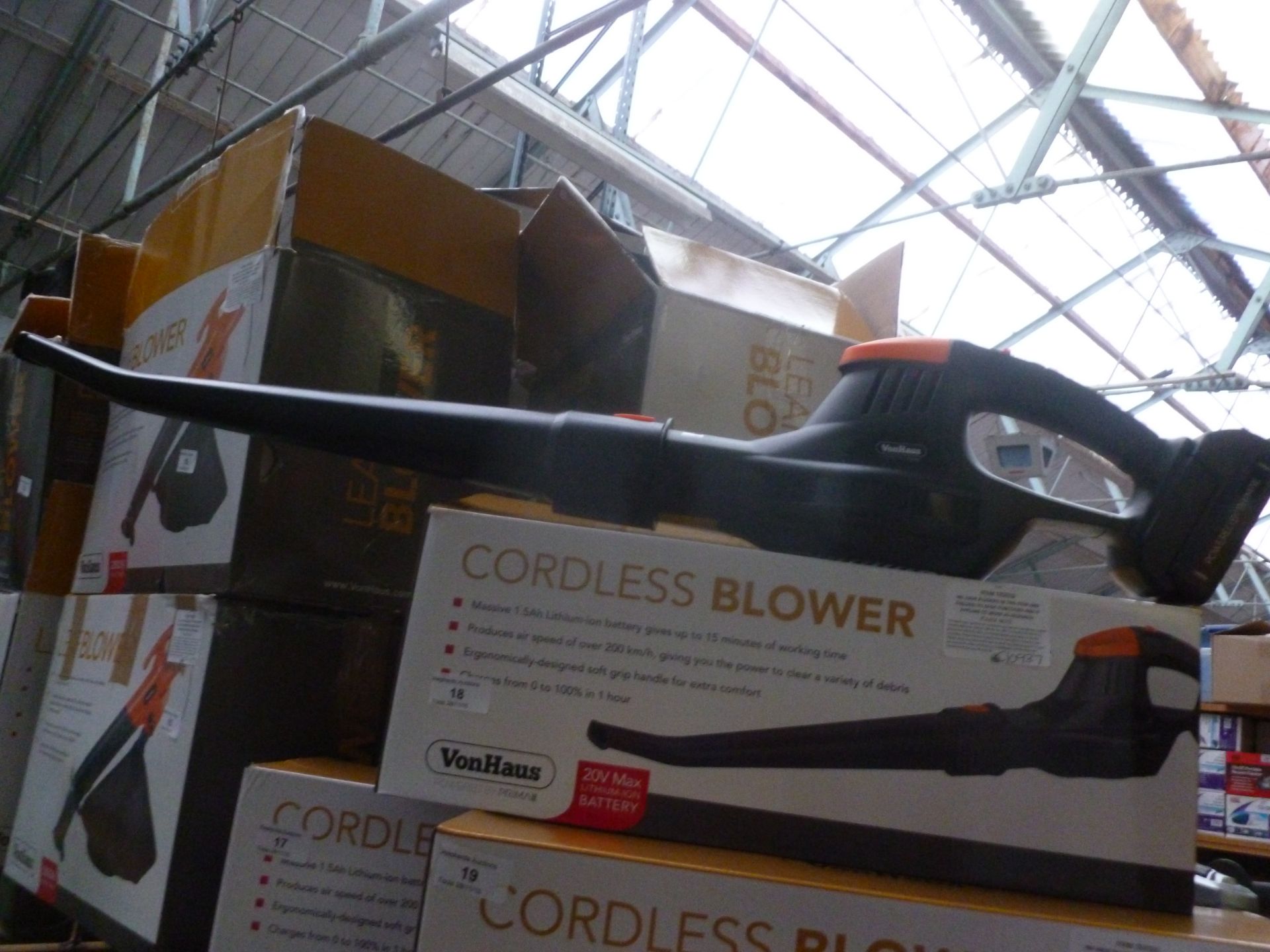 VonHaus 20V Cordless Blower. Tested working and bo