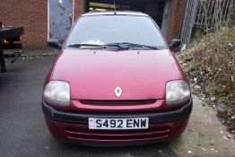 S492 ENW Renault Clio RT with V5