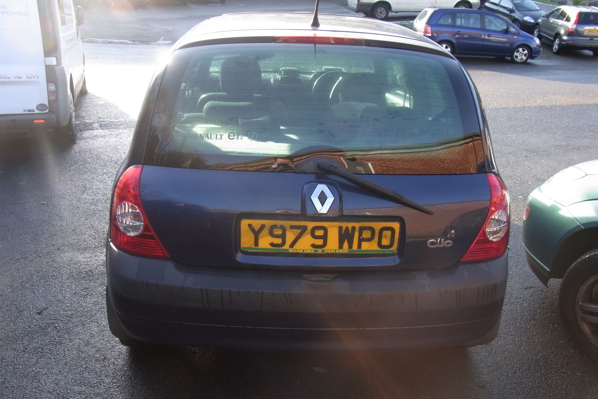 Y979 WPO Renault Clio Expression 16V with V5 - No Key - Image 3 of 3