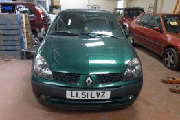 LL51 LVZ Renault Clio Dynamique DCI 65 with V5