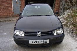 Y281 BAA Volkswagen Golf S with V5