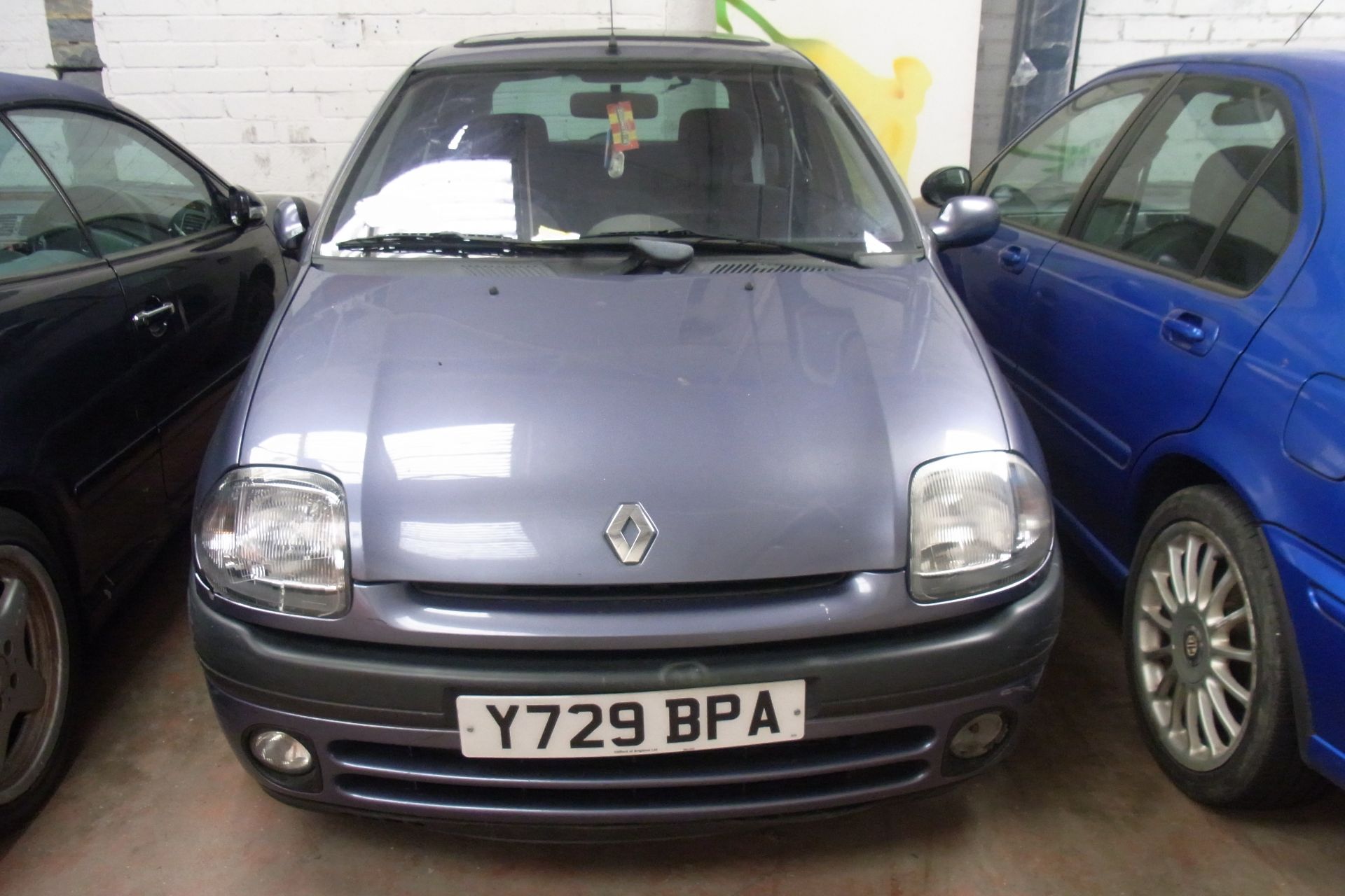 Y729 BPA Renault Clio Alize 16V with V5 - No Keys