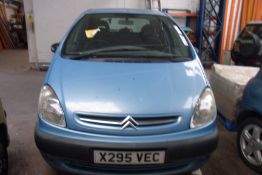 X295 VEC with V5 - No Keys
Citroen Picasso SX HDI