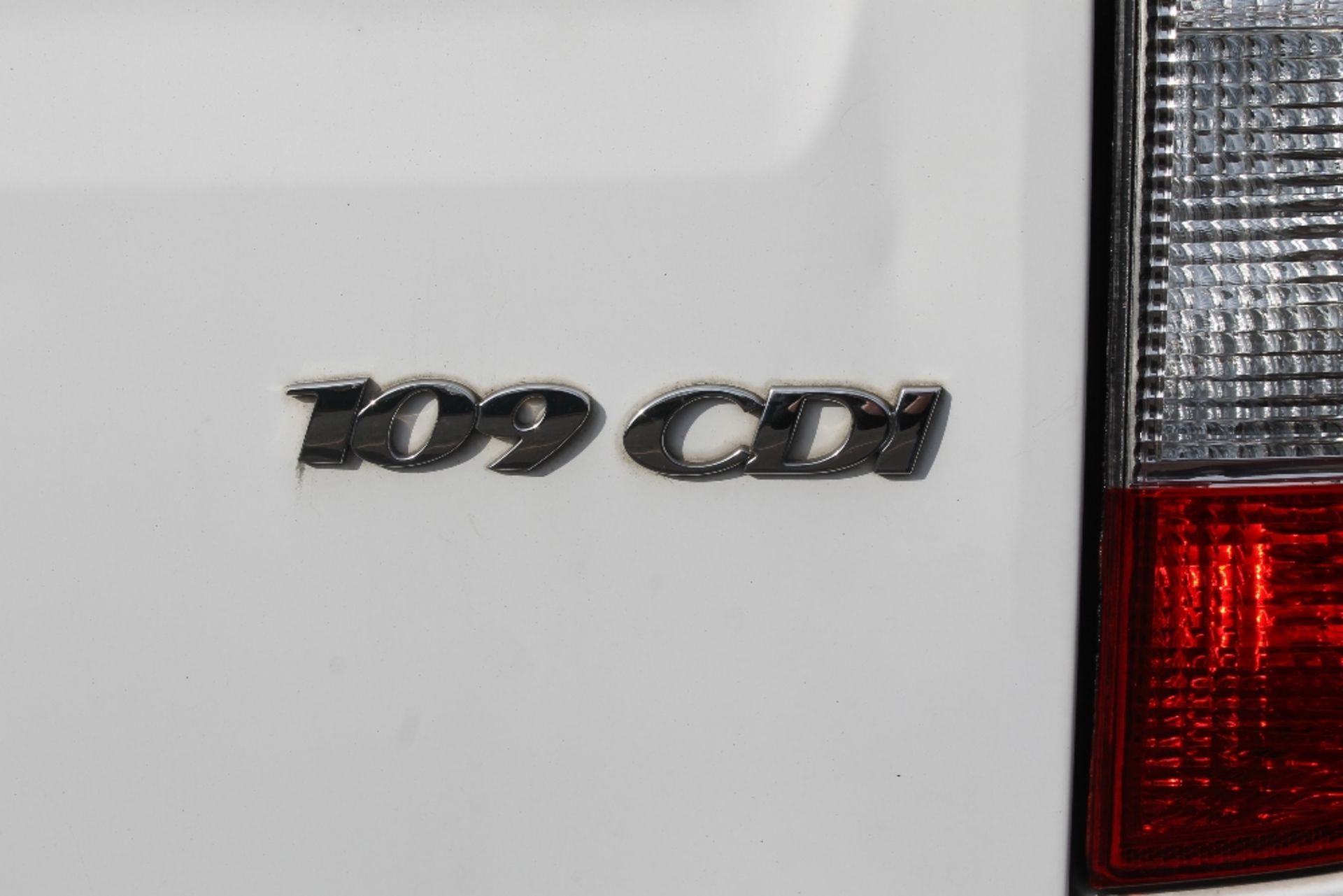 Mercedes Vito Van 2.5L 2007 Diesel 109 CDi - Image 9 of 17