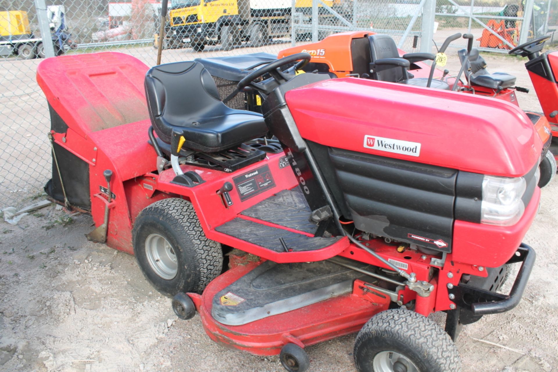 Sale Item:   WESTWOOD T1800 RIDE ON MOWER WITH COLLECTOR MANUAL IN P/CABIN   Vat Status:    No Vat