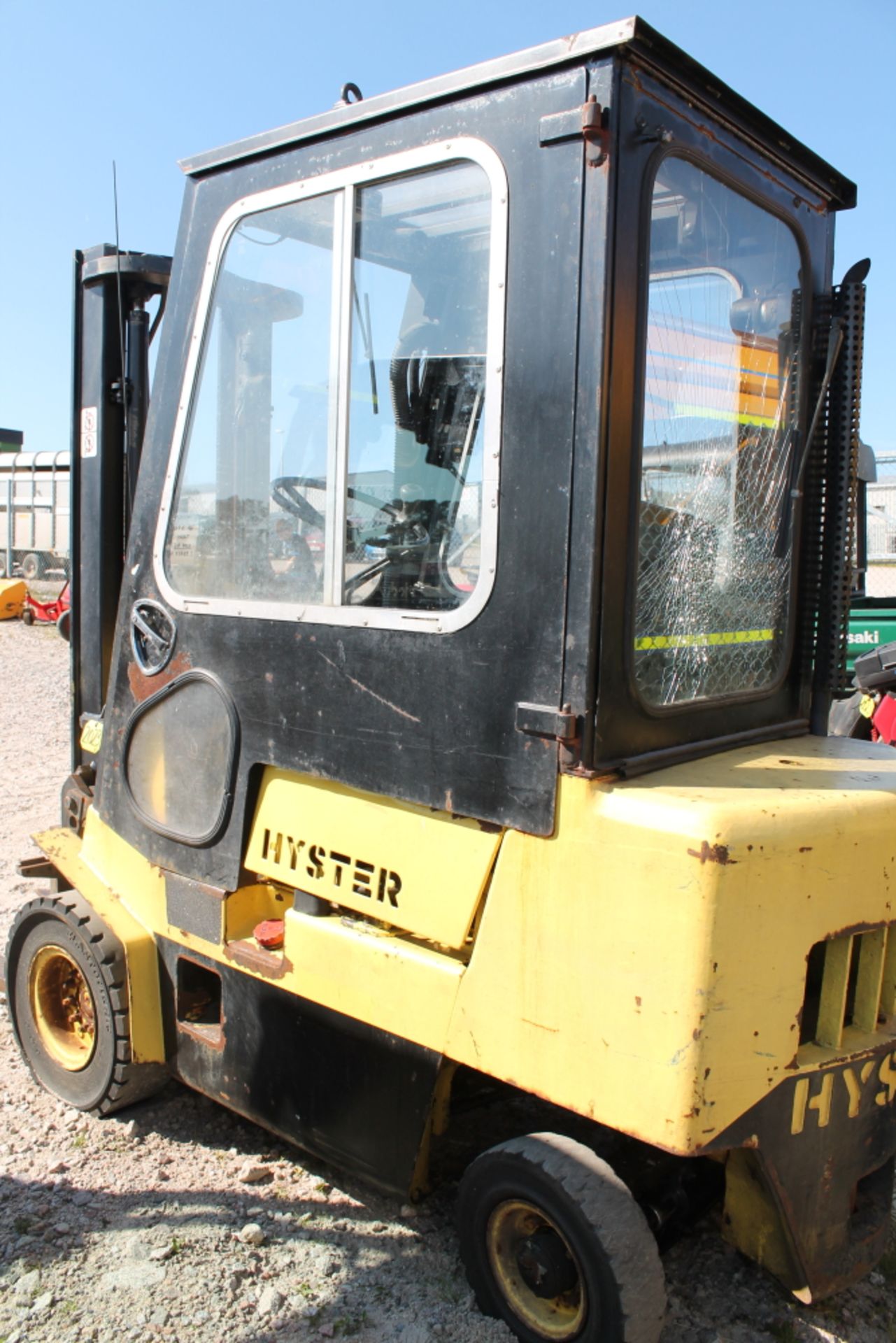 Sale Item:   HYSTER FORKLIFT KEY IN P/CABIN   Vat Status:    Plus Vat @ 20 %   Buyers Fees on this l - Image 2 of 3