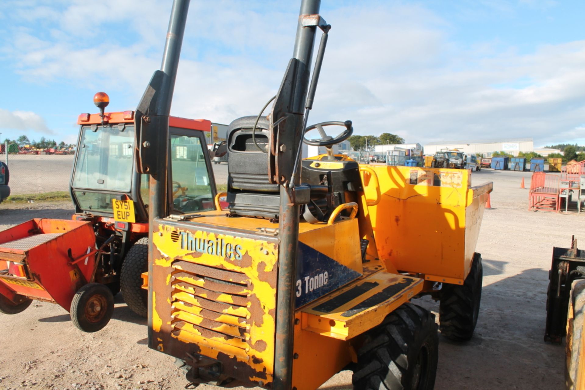 Thwaites 3 ton Dumper, + Vat   Reg No :   PL-3678   D.F.R :     -   -  Miles / Kms :      Reg - Image 3 of 4