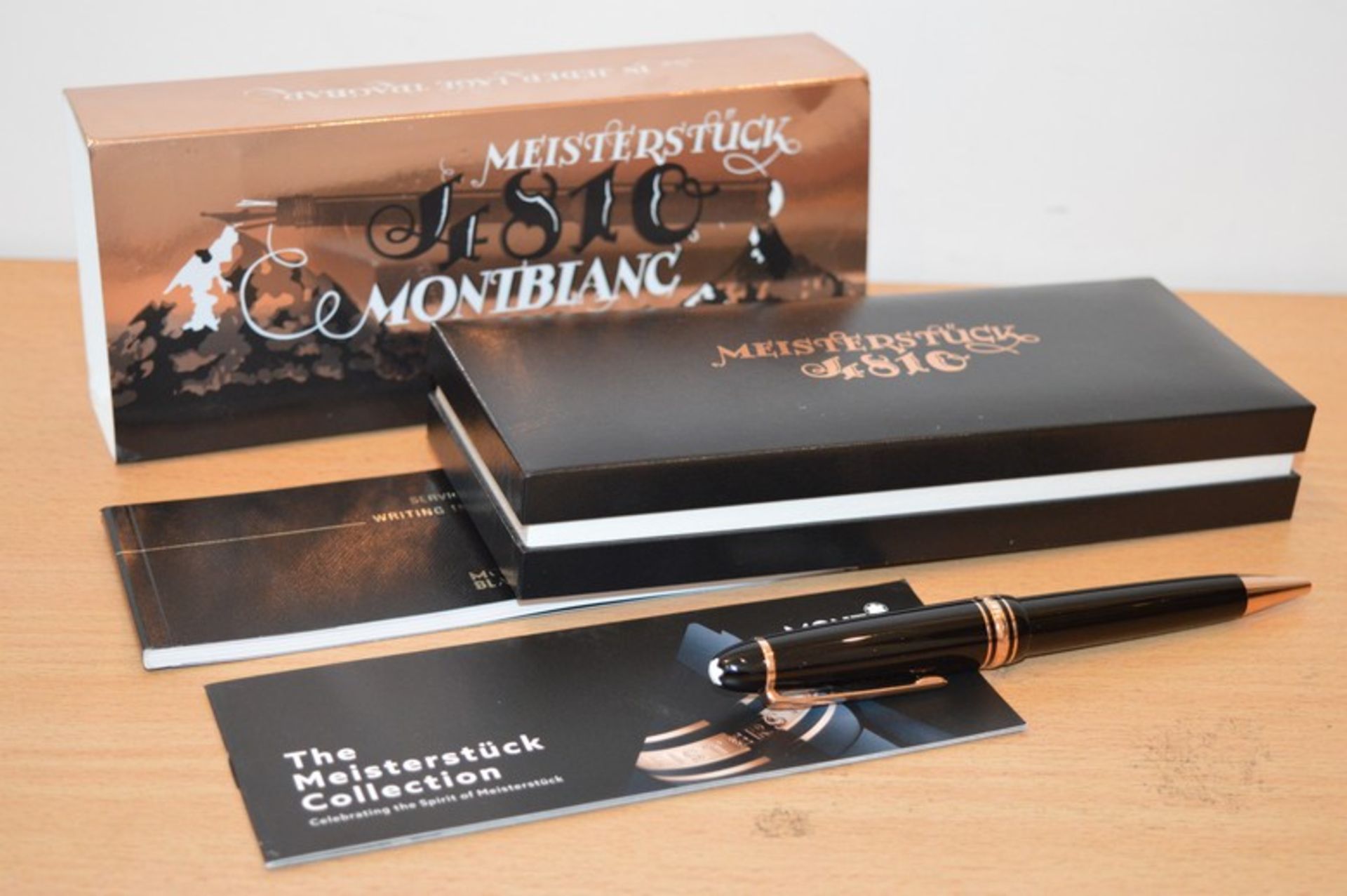 BOXED MONT BLANC MEISTERSTUCK 1810 BLACK/GOLD LUXARY PEN RRP £679.99 (BL568546)