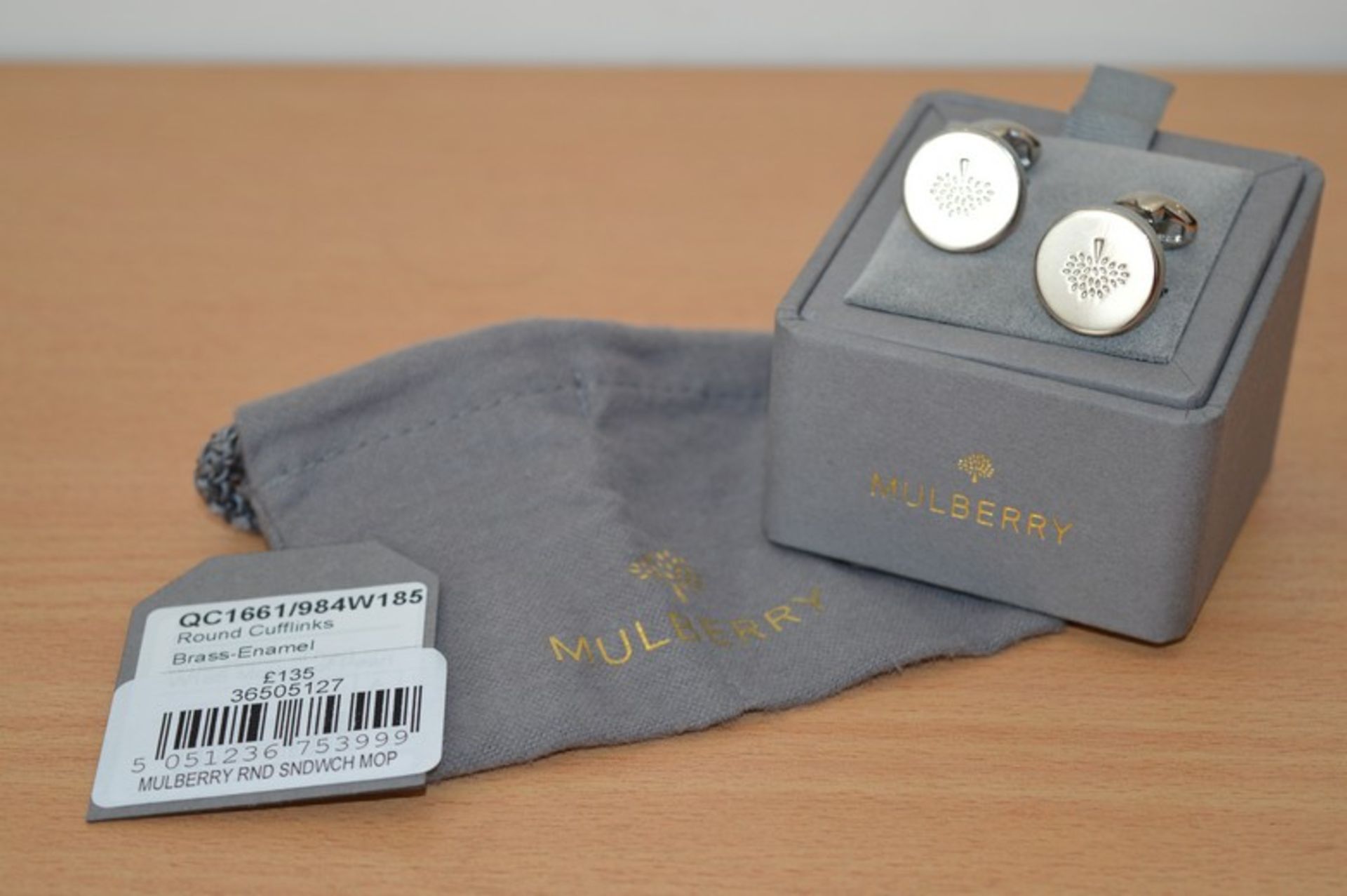BOXED MULBERRY CHROME LOGO FRONT GENTS DESIGNER CUFFLINKS RRP £135 (BL553033))06.01.15)