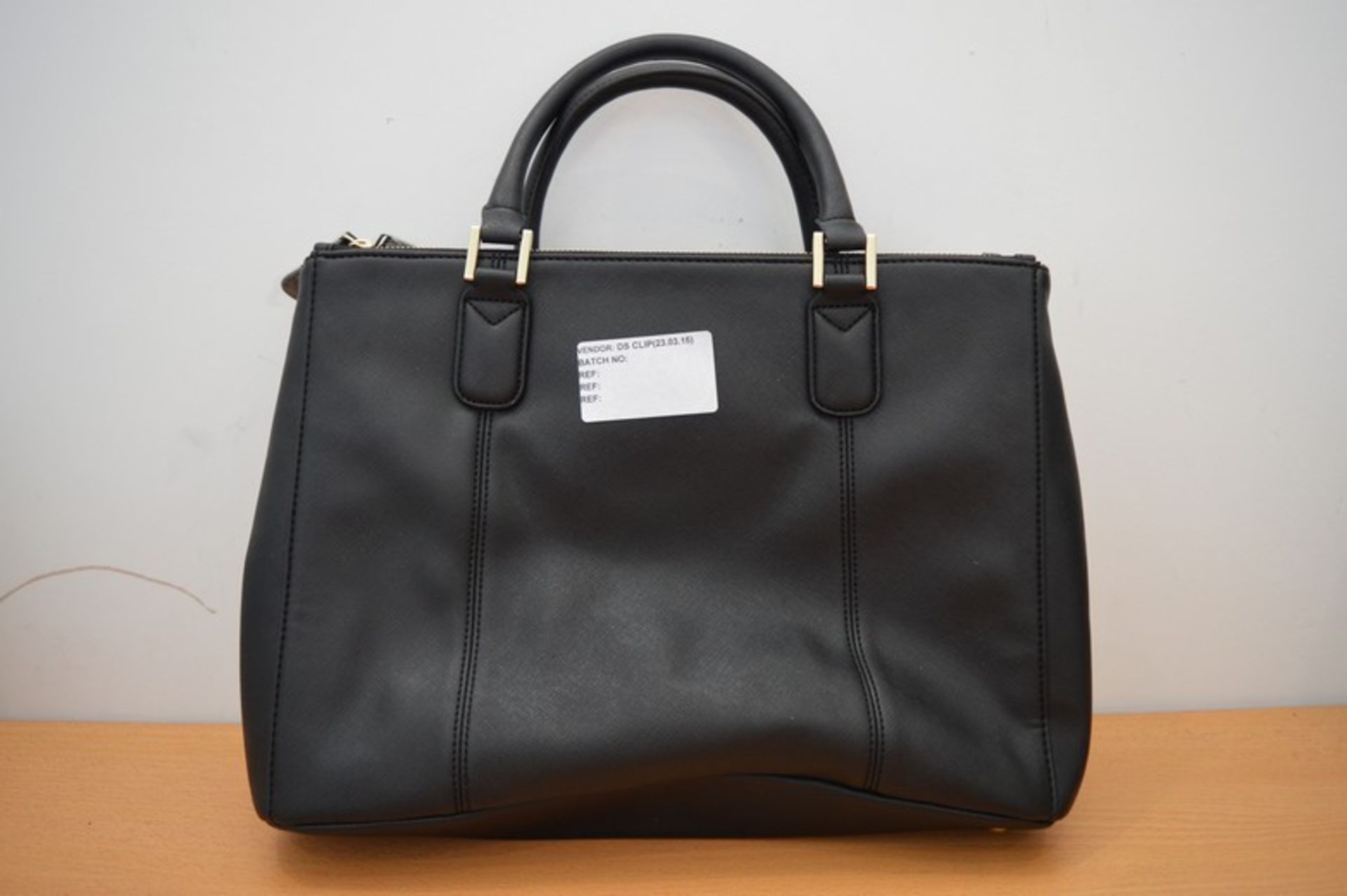 BRAND NEW JOHN LEWIS COLLECTION BLAKC LEATHER HANDBAG RRP £65 (DSCLIP)(23.03.15)