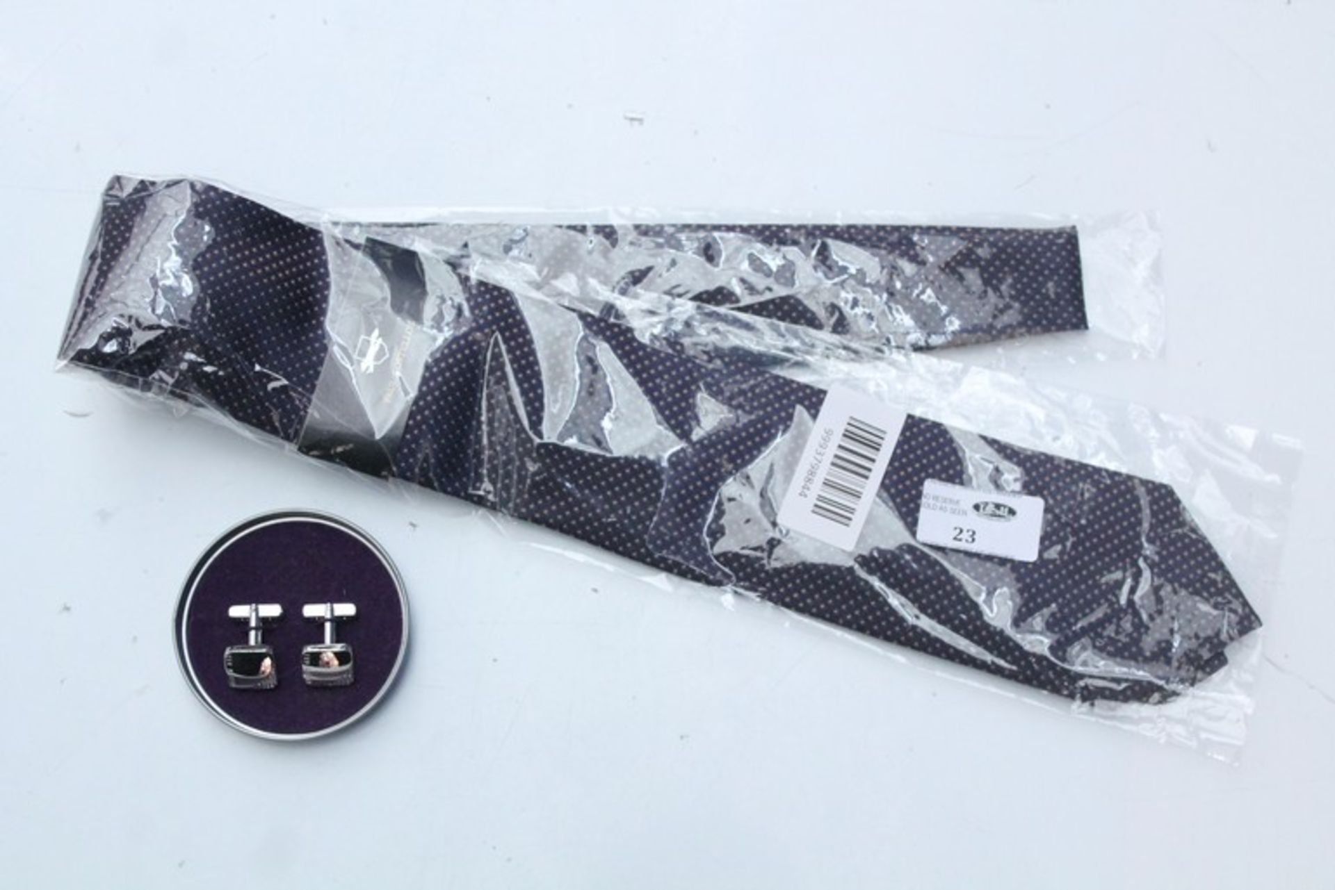 2 x ASSORTED ITEMS TO INCLUDE DESIGNER CUFF LINKS AND PAUL COSTELLO GENTS DESIGNER TIE   *PLEASE