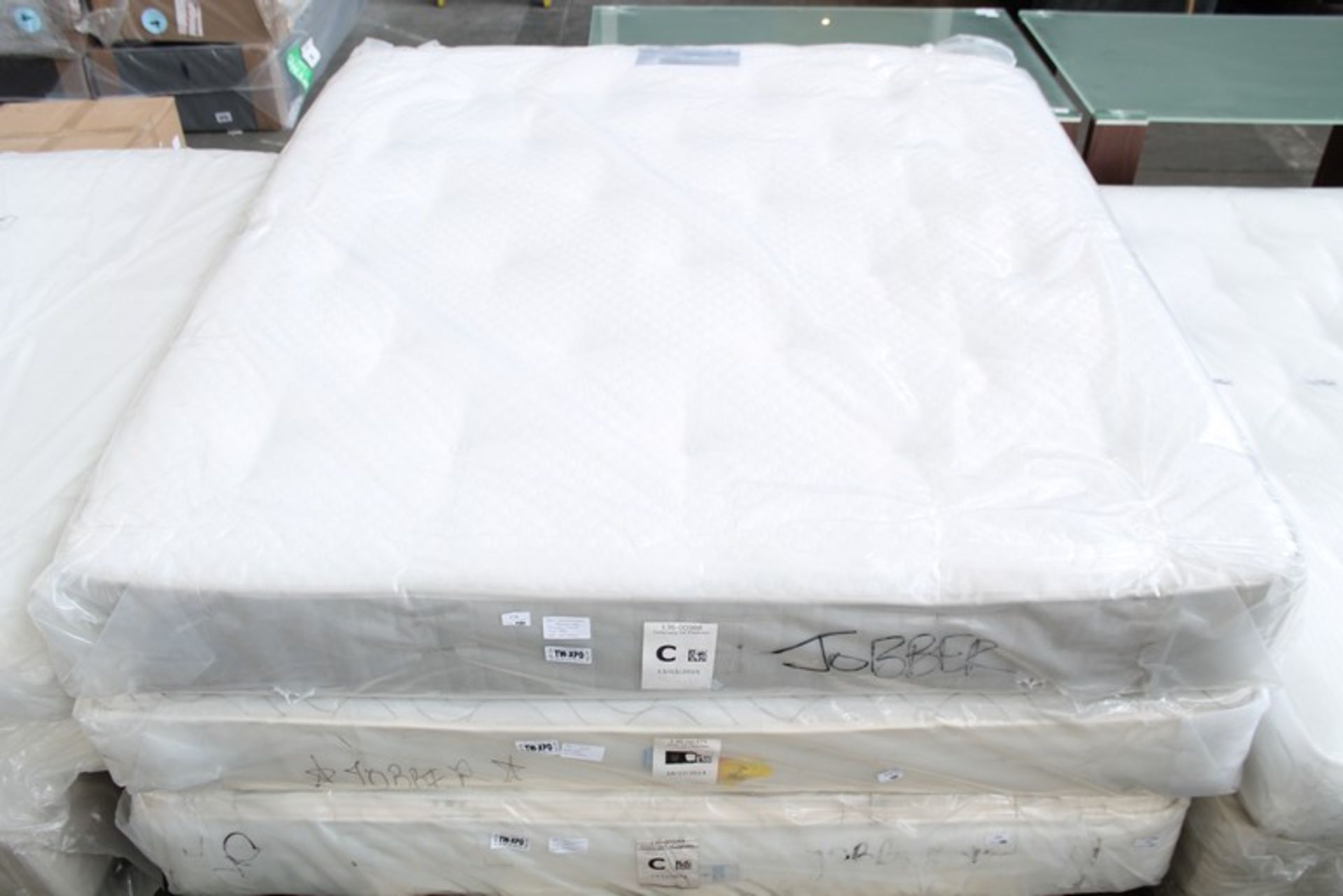 1 x SUPERKINGSIZE SOLAR MATTRESS RRP £600  *PLEASE NOTE THAT THE BID PRICE IS MULTIPLIED BY THE