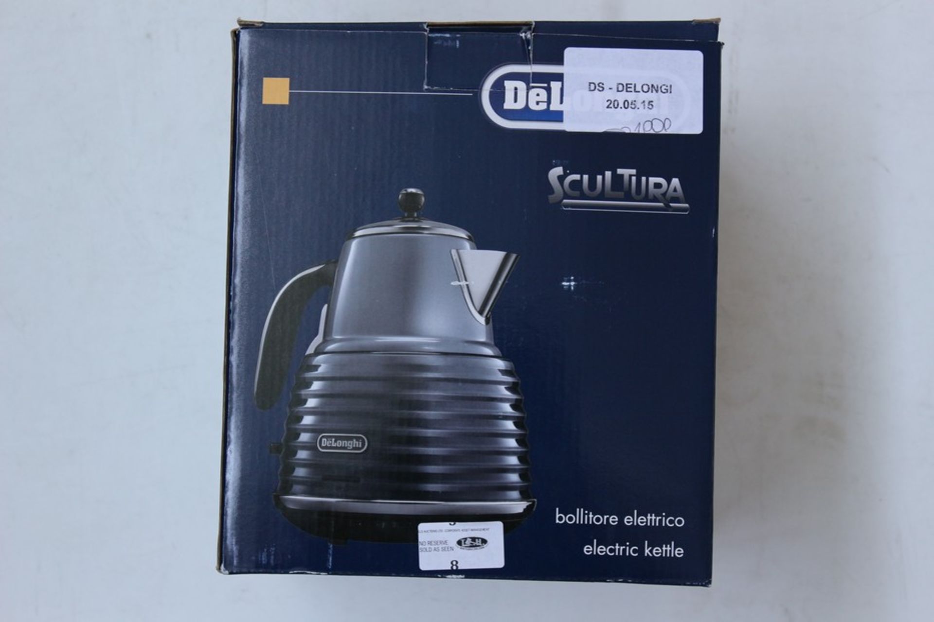 1 x BOXED DELONGHI SCULTURA 1.5L CORDLESS JUG KETTLE RRP 100  *PLEASE NOTE THAT THE BID PRICE IS