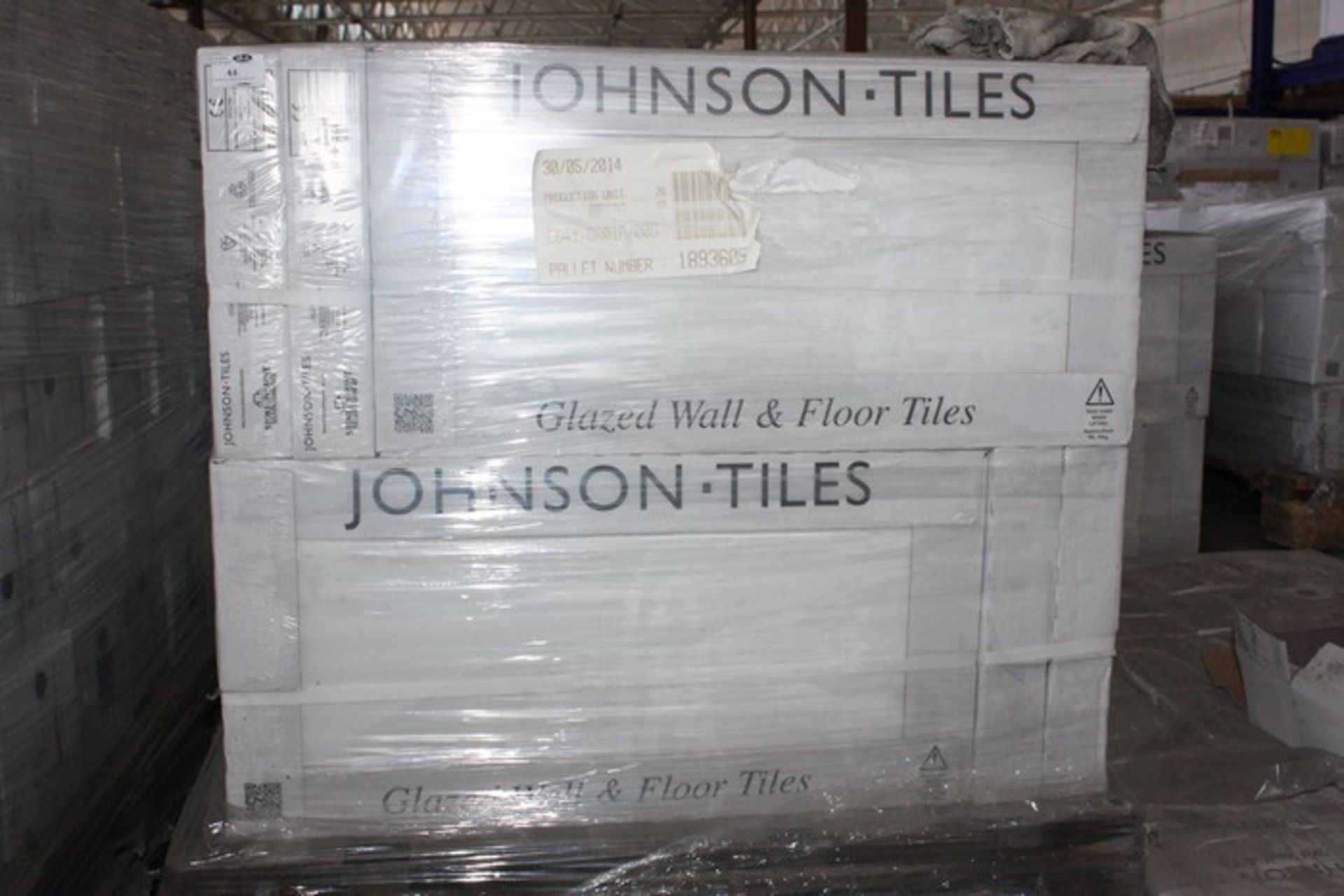 ONE PALLET TO CONTAIN APPROX 40X PACKS OF BRAND NEW FACTORY SEALED DESIGNER WALL/FLOOR TILES 60X30