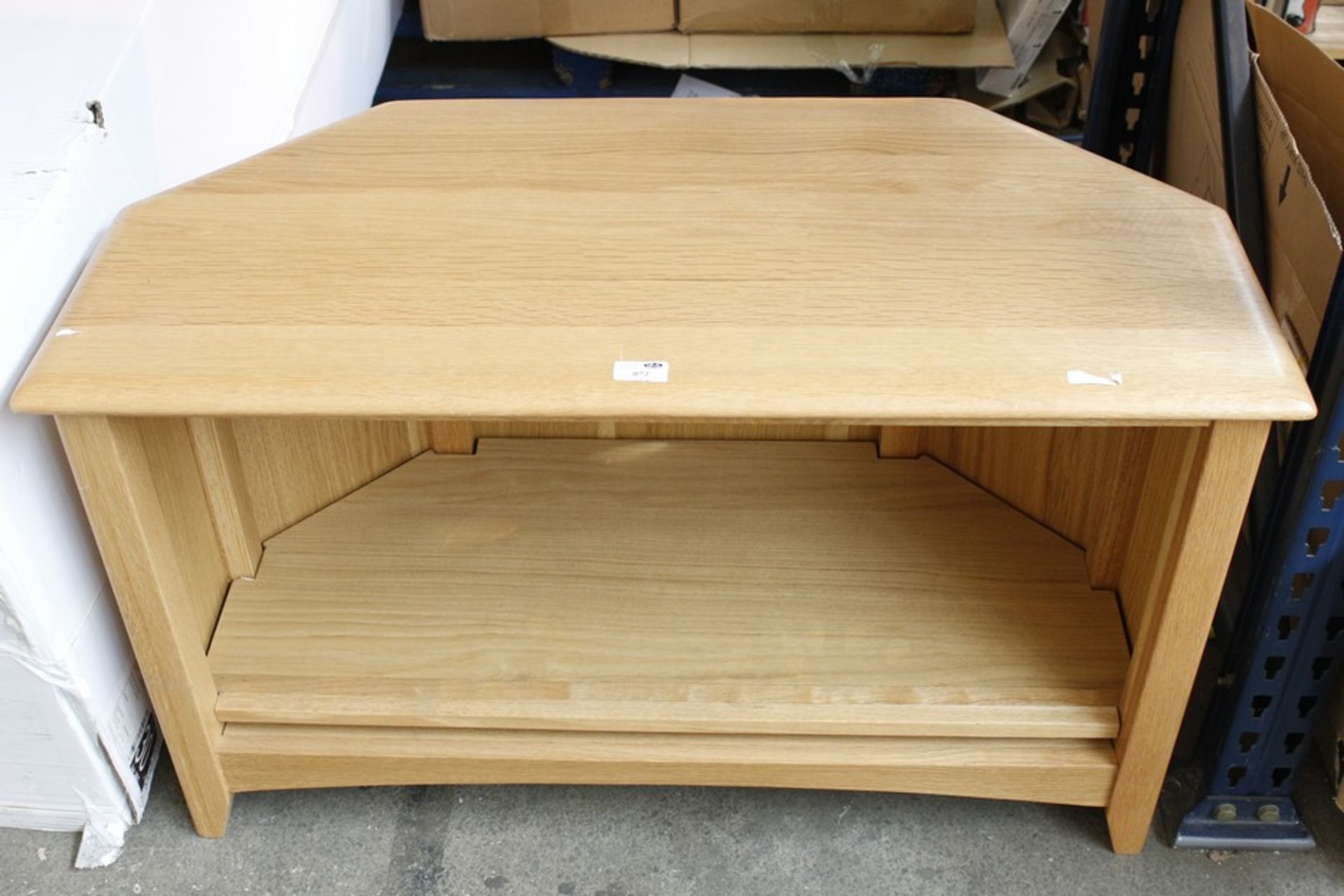 1 x SOLID OAK MEDIA UNIT  *PLEASE NOTE THAT THE BID PRICE IS MULTIPLIED BY THE NUMBER OF ITEMS IN