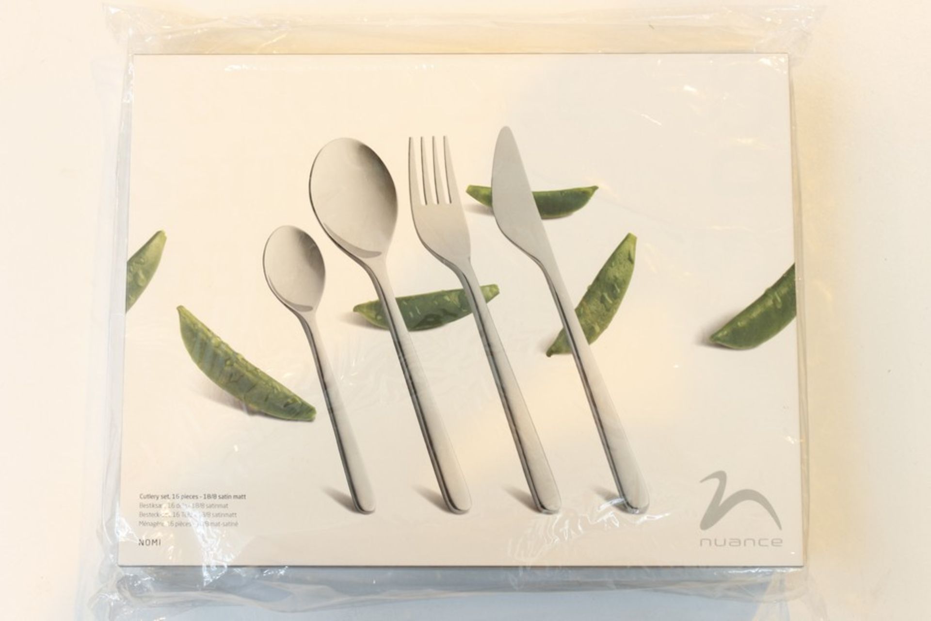 1 x BOXED NUANCE NOMI 16 PIECE SATIN CUTLERY SET RRP £160  *PLEASE NOTE THAT THE BID PRICE IS