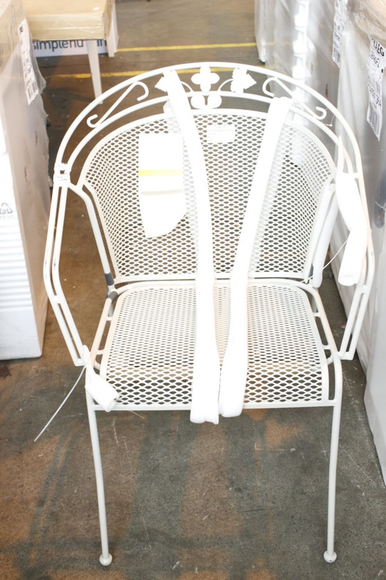 1 x KETTLER HENLEY ROUND BACK CHAIRS RRP £125 (82003804)(18.6.15)  *PLEASE NOTE THAT THE BID PRICE