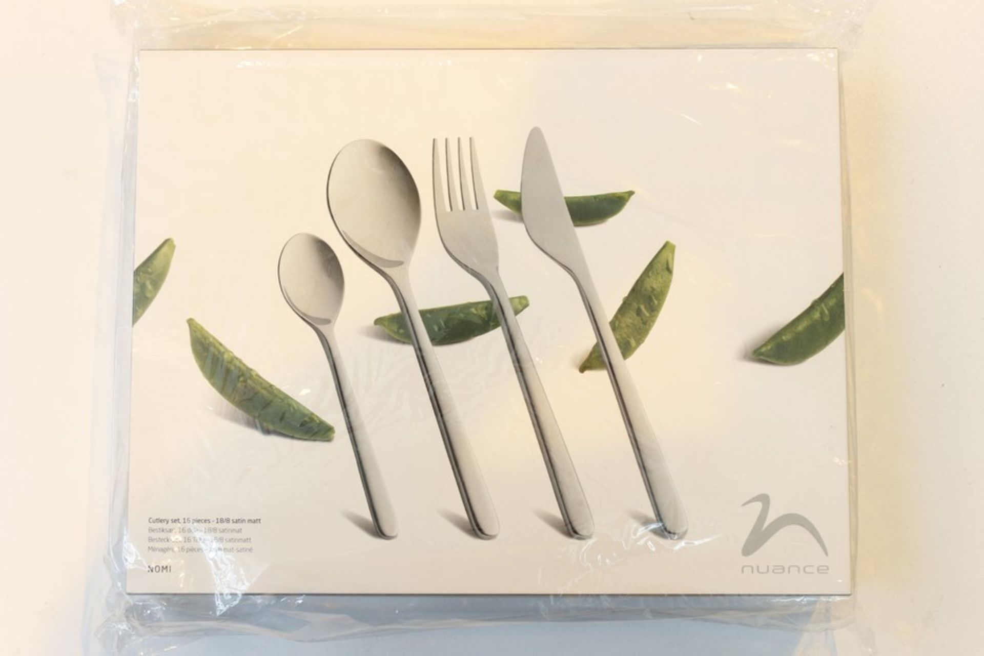 1 x BOXED NUANCE NOMI 16 PIECE SATIN CUTLERY SET RRP £160  *PLEASE NOTE THAT THE BID PRICE IS