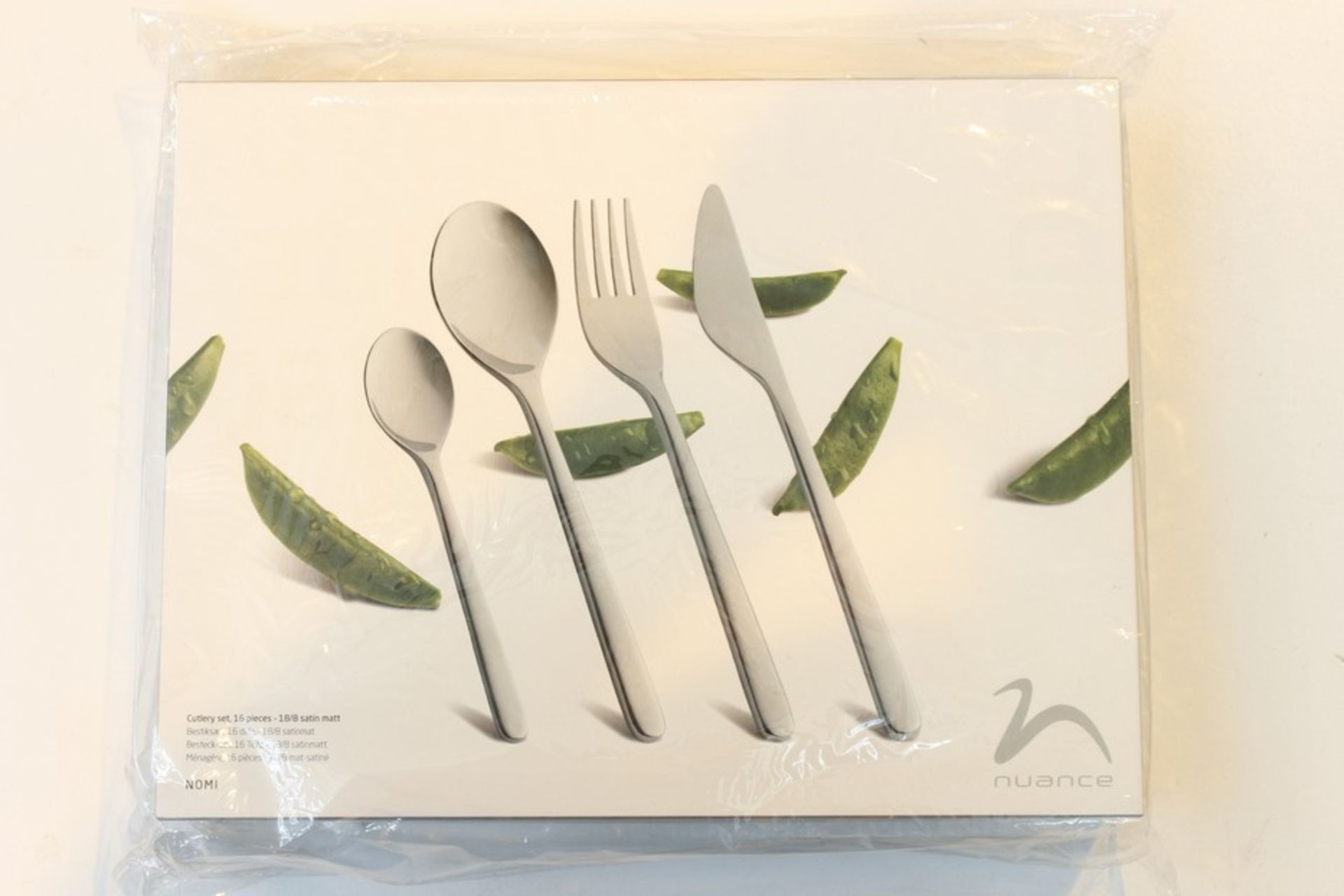 1 x BOXED NUANCE NOMI 16 PIECE SATIN CUTLERY SET RRP £160  *PLEASE NOTE THAT THE BID PRICE IS