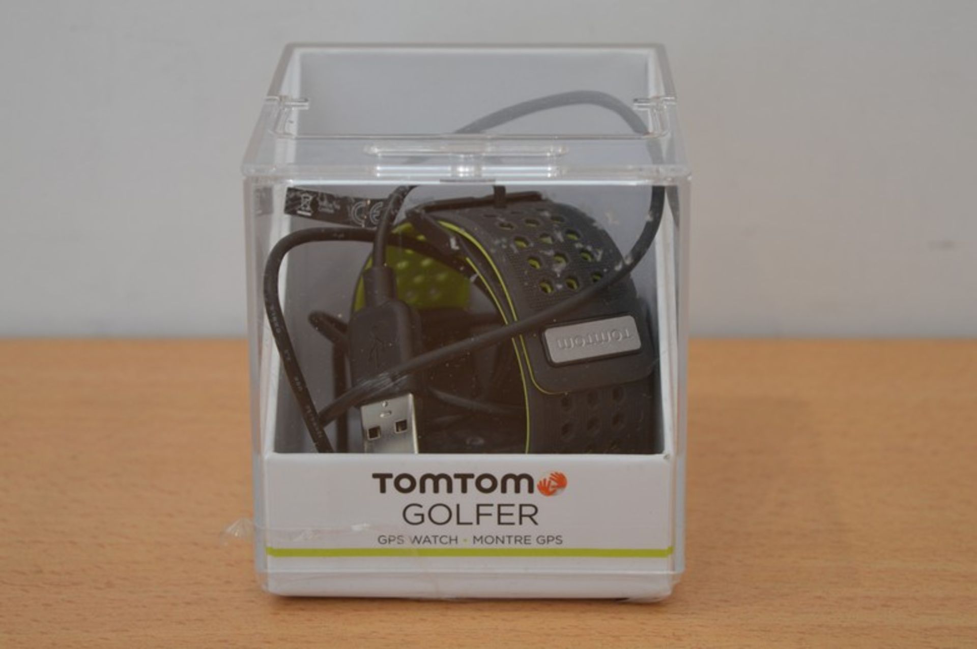 BOXED TOMTOM MULTI SPORT GPS SATERLITE RUNNING/ACTIVE SPORTS WATCH (DSCLIP)(20.05.15)