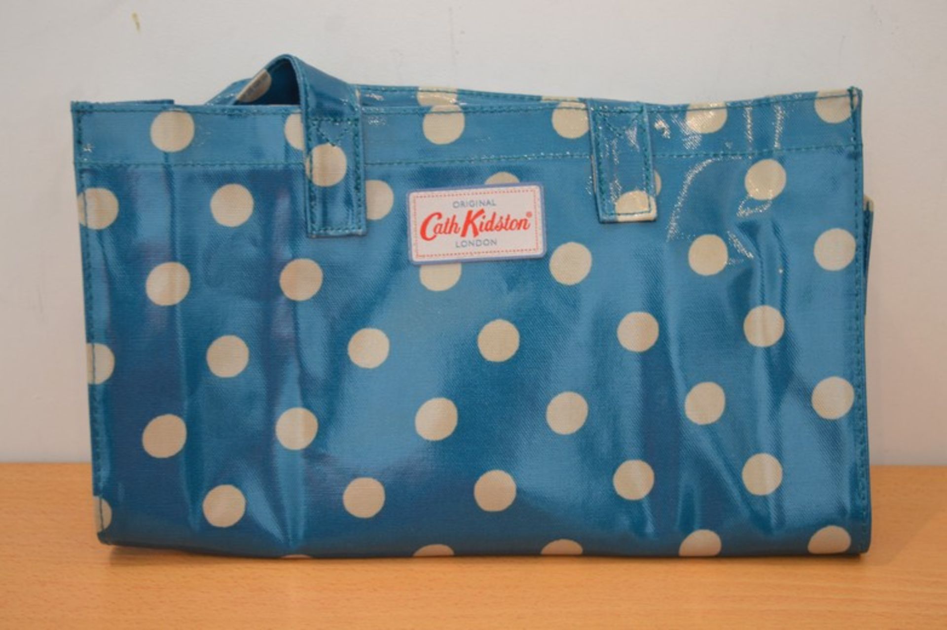 BRAND NEW WITH LABELS CATH KIDSTON POKER DOT LADIES BAG RRP £65 (DSCLIP)(20.05.15)