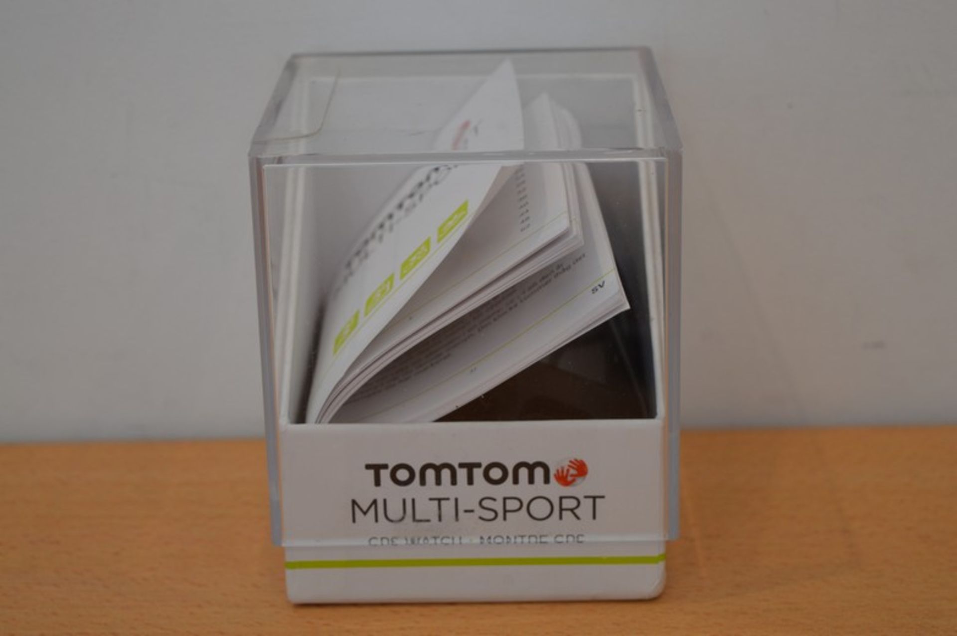 BOXED TOMTOM MULTI SPORT GPS SATERLITE RUNNING/ACTIVE SPORTS WATCH (DSCLIP)(20.05.15)