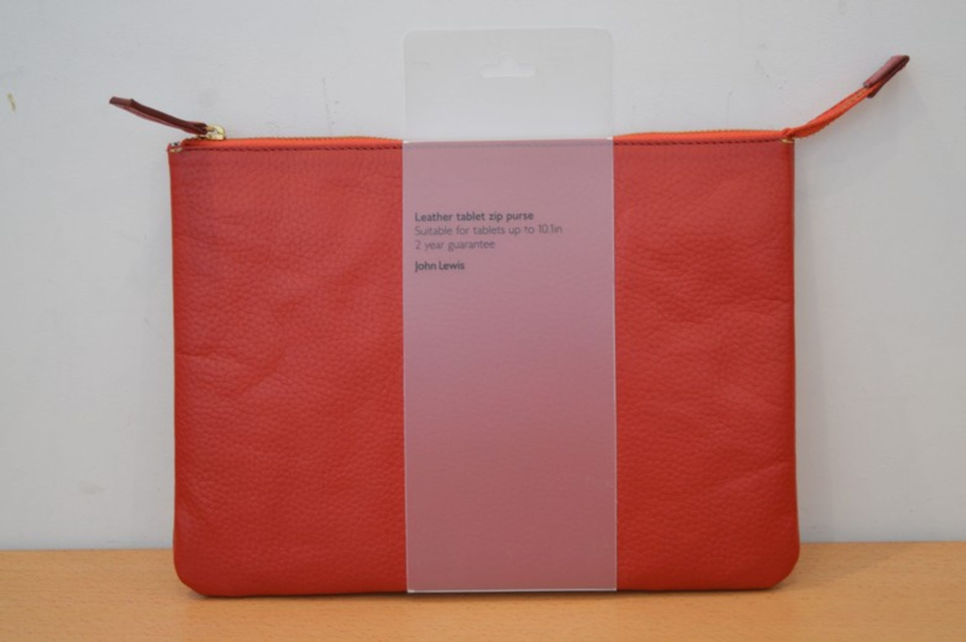 BRAND NEW JOHN LEWIS RED LEATHER LADIES TABLET SIZE CASE (DSCLIP)(20.05.15)
