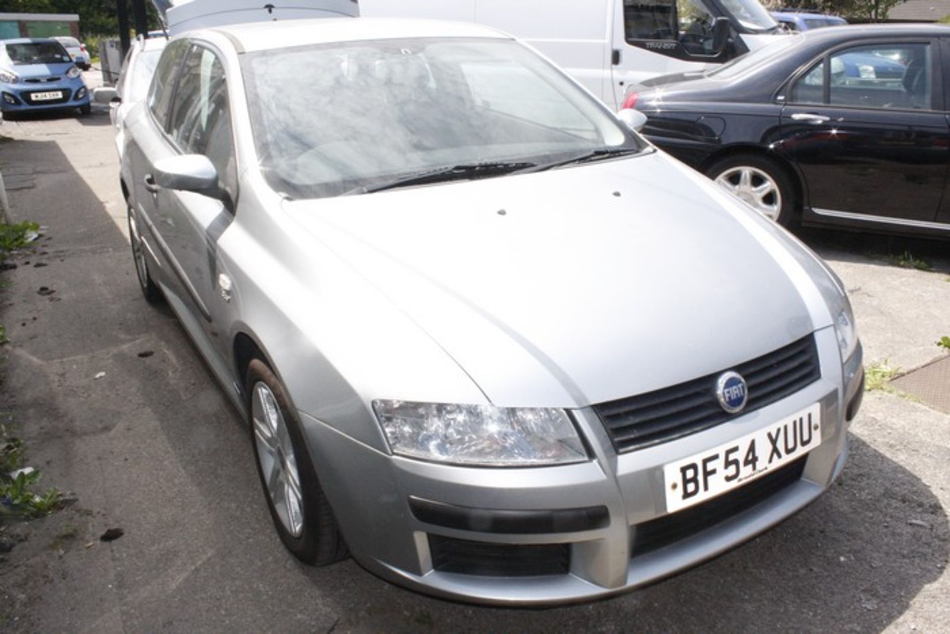 FIAT STILO ACTIVE SPORT, BF54 XUU, 67,320 MILES, ONE PREVIOUS OWNER, CENTRAL LOCKING, ELECTRIC - Image 2 of 4