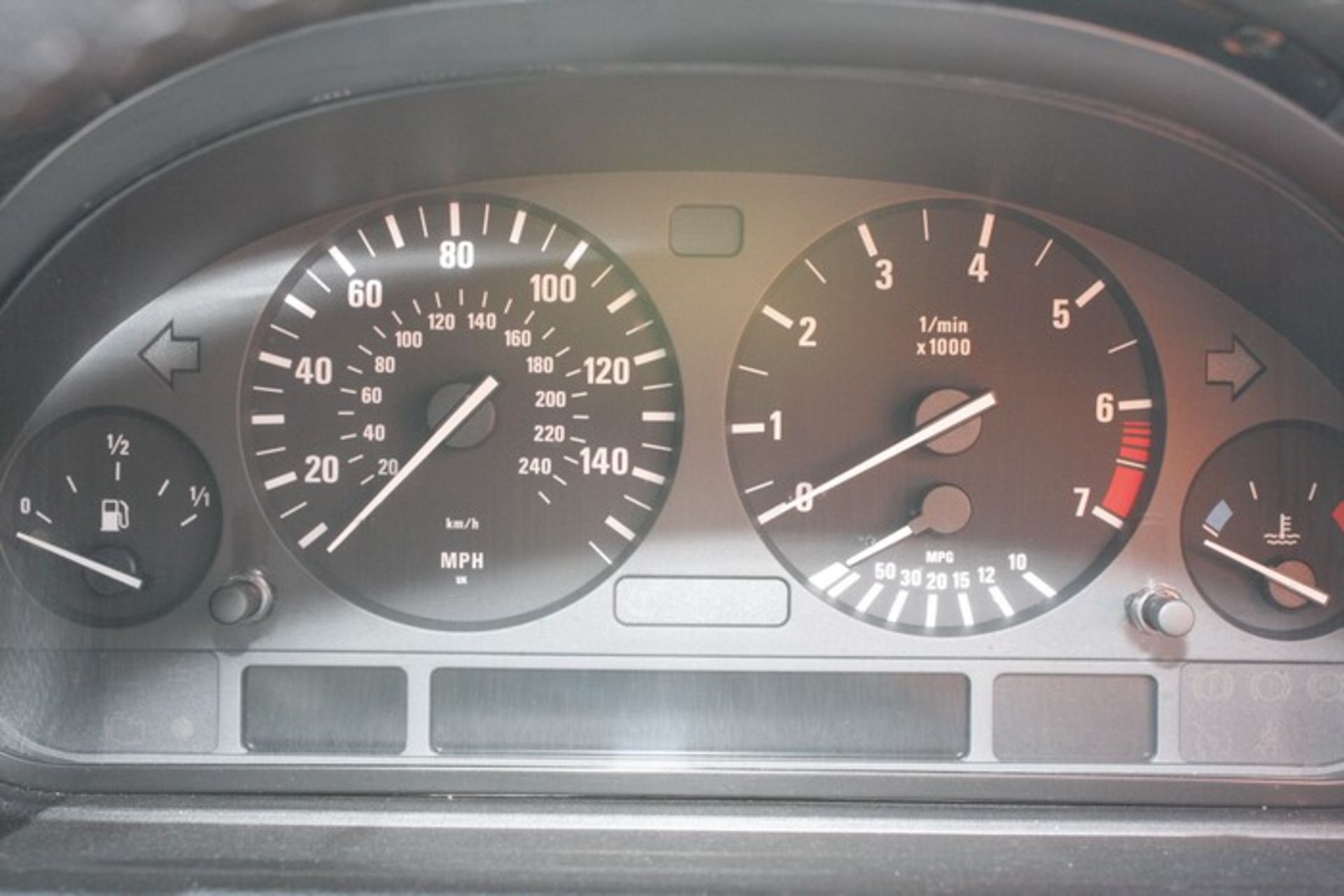 BMW X5 GAS CONVERSION, KV05 WGM, 4.4L, AUTOMATIC, 5 DOORS, 75,860 MILES, METALLIC SILVER, - Image 3 of 13