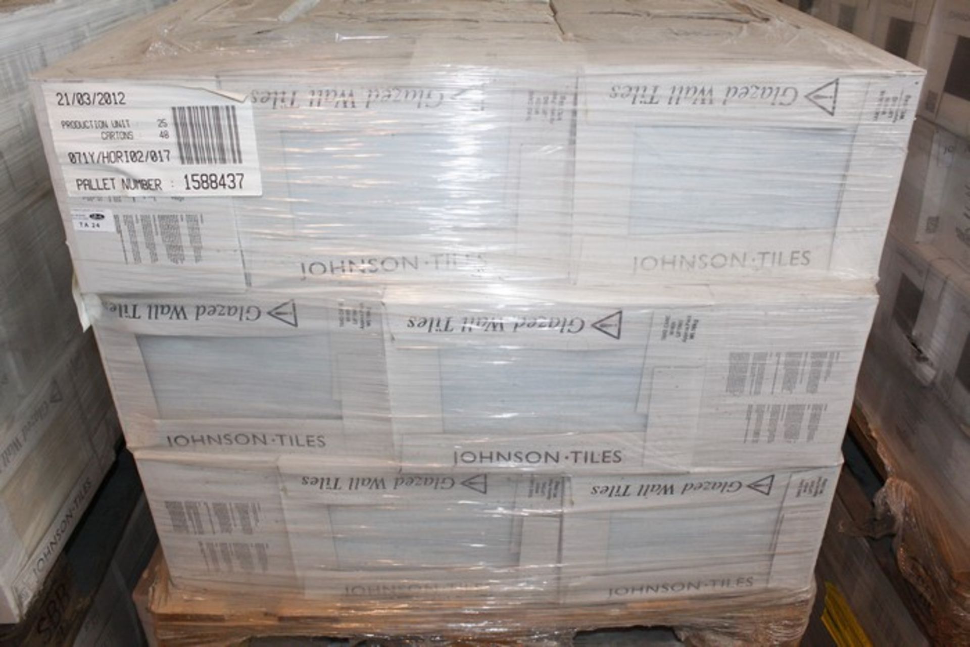 ONE PALLET TO CONTAIN 24X PACKS OF BRAND NEW FACTORY SEALED DESIGNER WALL/FLOOR TILES 30X20 HORI02