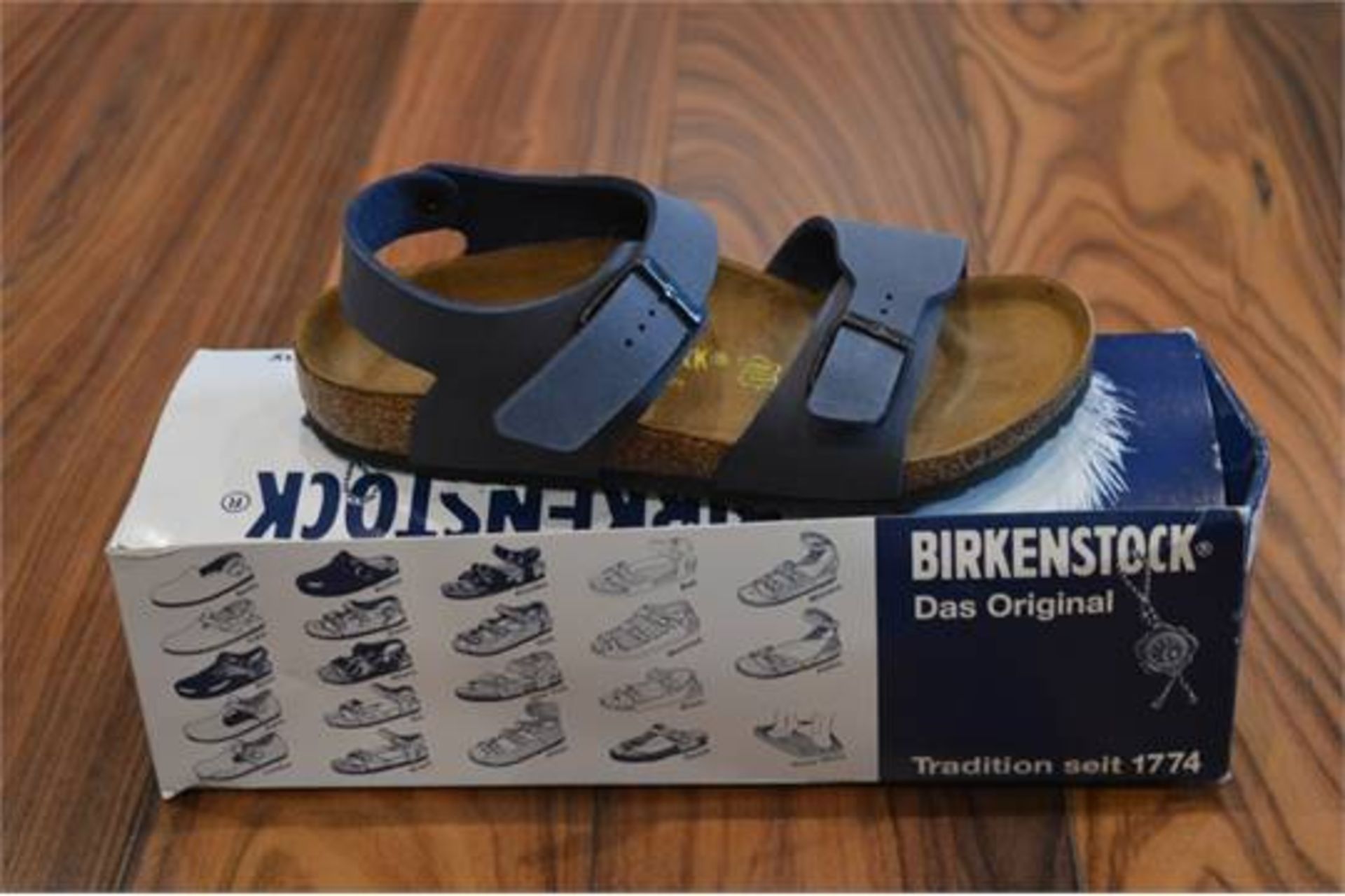 BOXED BRAND NEW BIRKENSTOCK SANDELS, RRP-£39.99, SIZE- 34 (DSCLIP)(23.07.15)