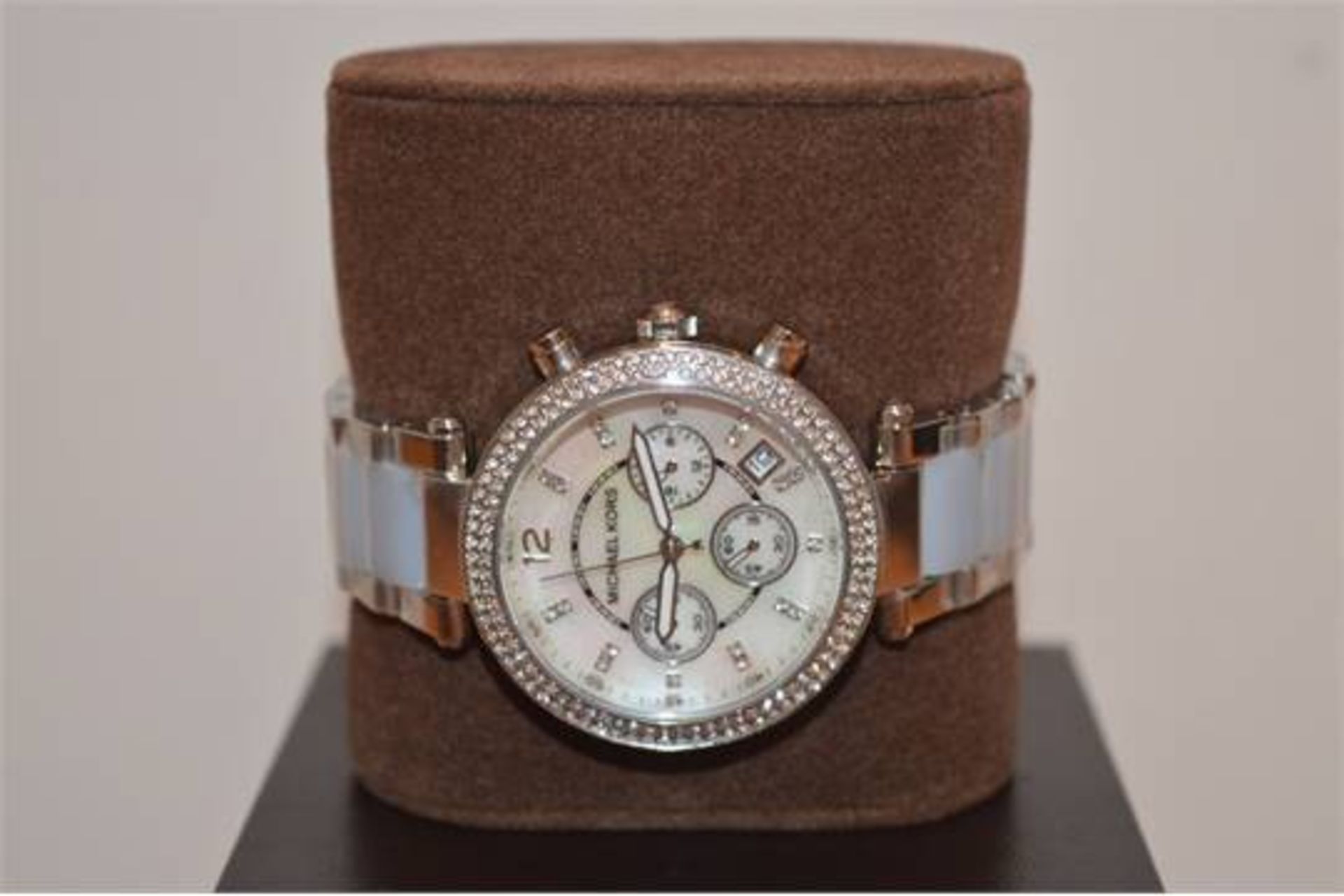 BOXED BRAND NEW MICHEAL KORS LADIES STAINLESS STEEL DESIGNER WRIST WATCH RRP £279.99 (MD-WATCH)(