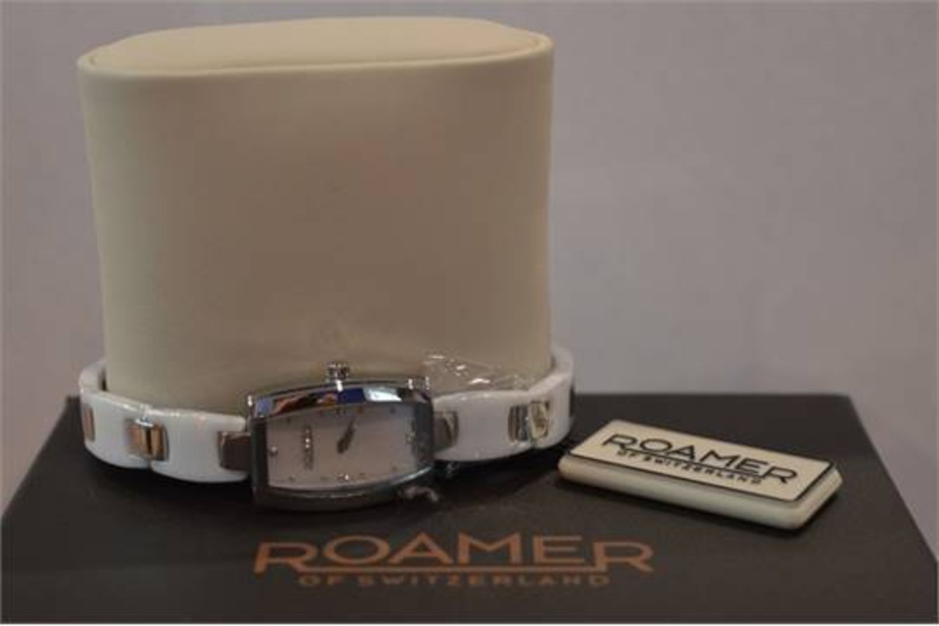 BOXED BRAND NEW LADIES ROAMER WHITE WATCH, MODEL- 673847418960, RRP-£345.00 (B)