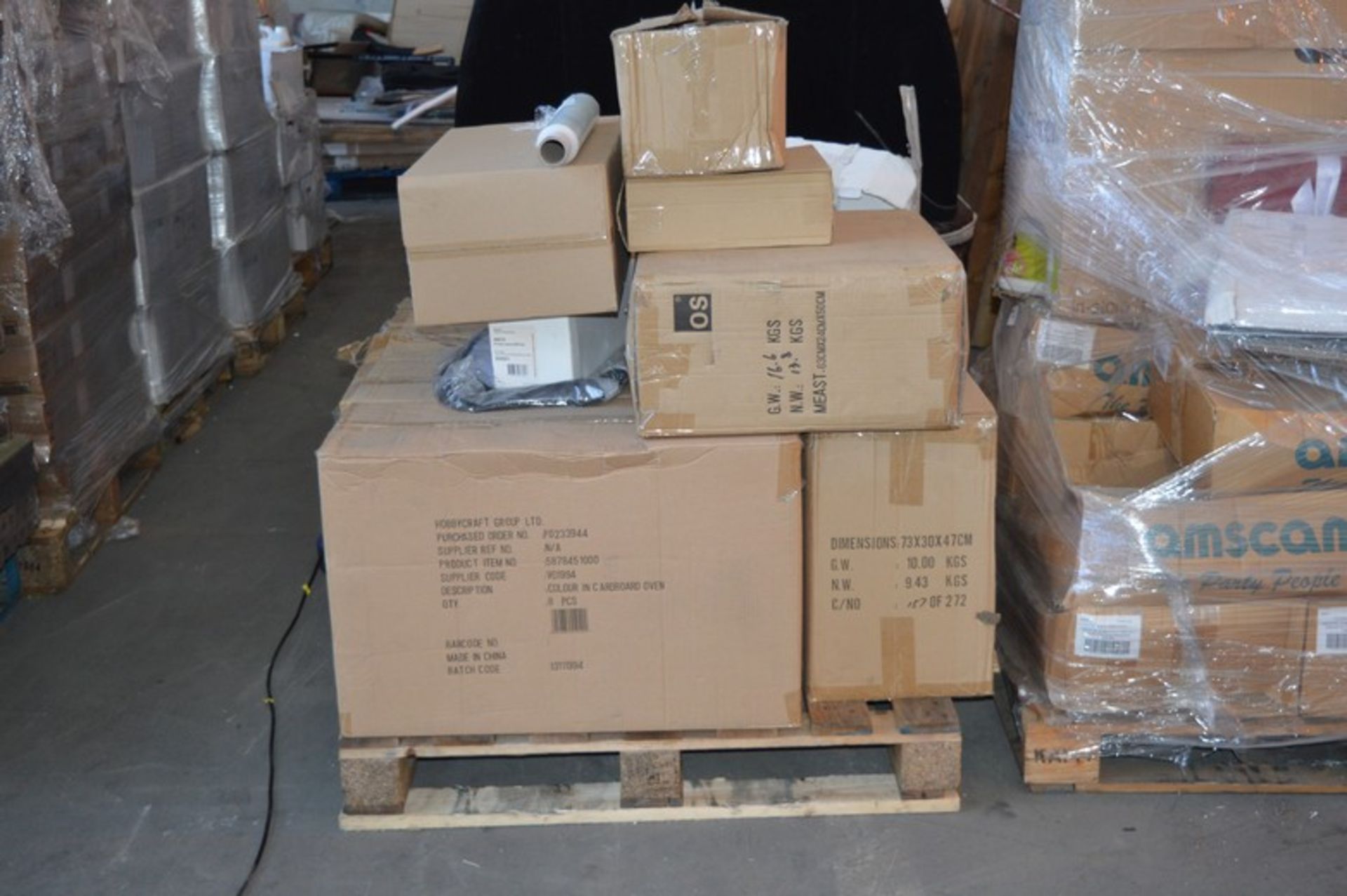 MIXED PALLET- CHRISTMAS BOXS, CARDBOARD OVEN, TONERS, ONE DIRECTION BAG- VIEWING AVAILABLE