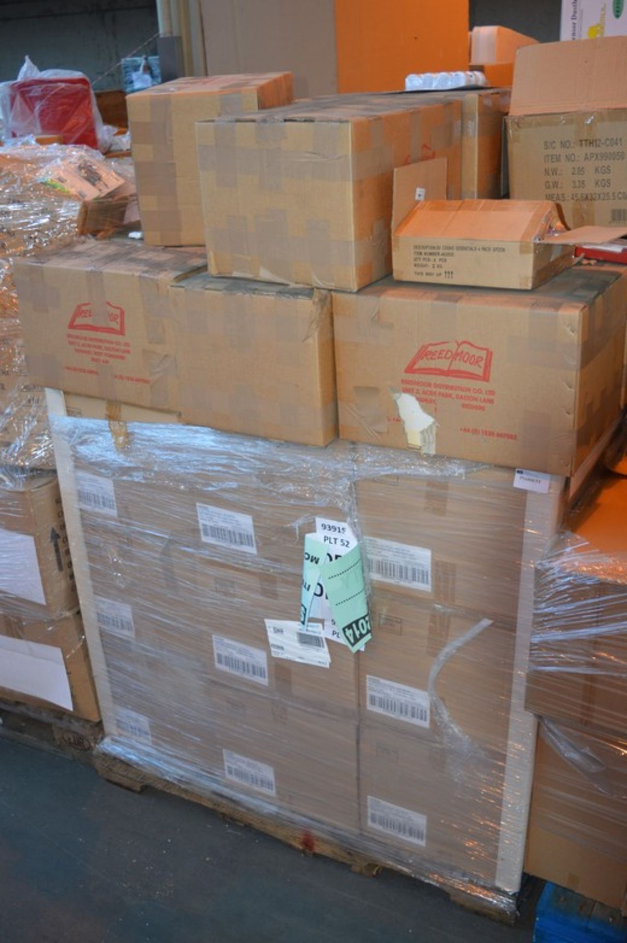 PALLET- LARGE AMOUNT OFF BRAND NEW STOCK TO INCLUDE, NOVELS, BOOKS AND MY 1st BIRTHDAY PACKS-