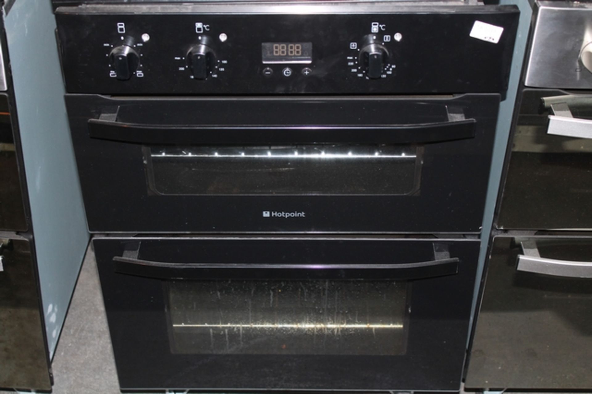 ONE HOTPOINT UH53KX FULLY INTEGRATED BUILT IN MULTI FUNCTION OVEN IN BLACK RRP £260 (DS-CUSTR)