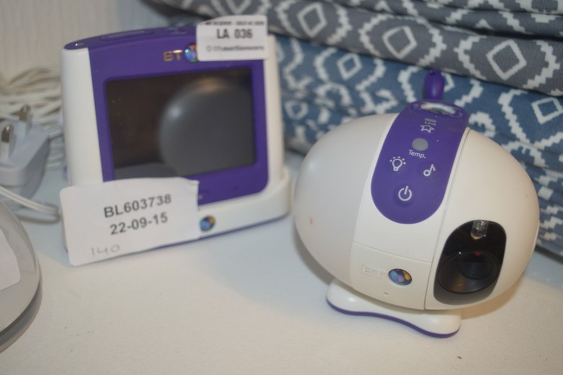 BT VIDEO BABY MONITOR 7500 LIGHT SHOW RRP £140.00  22/09/15