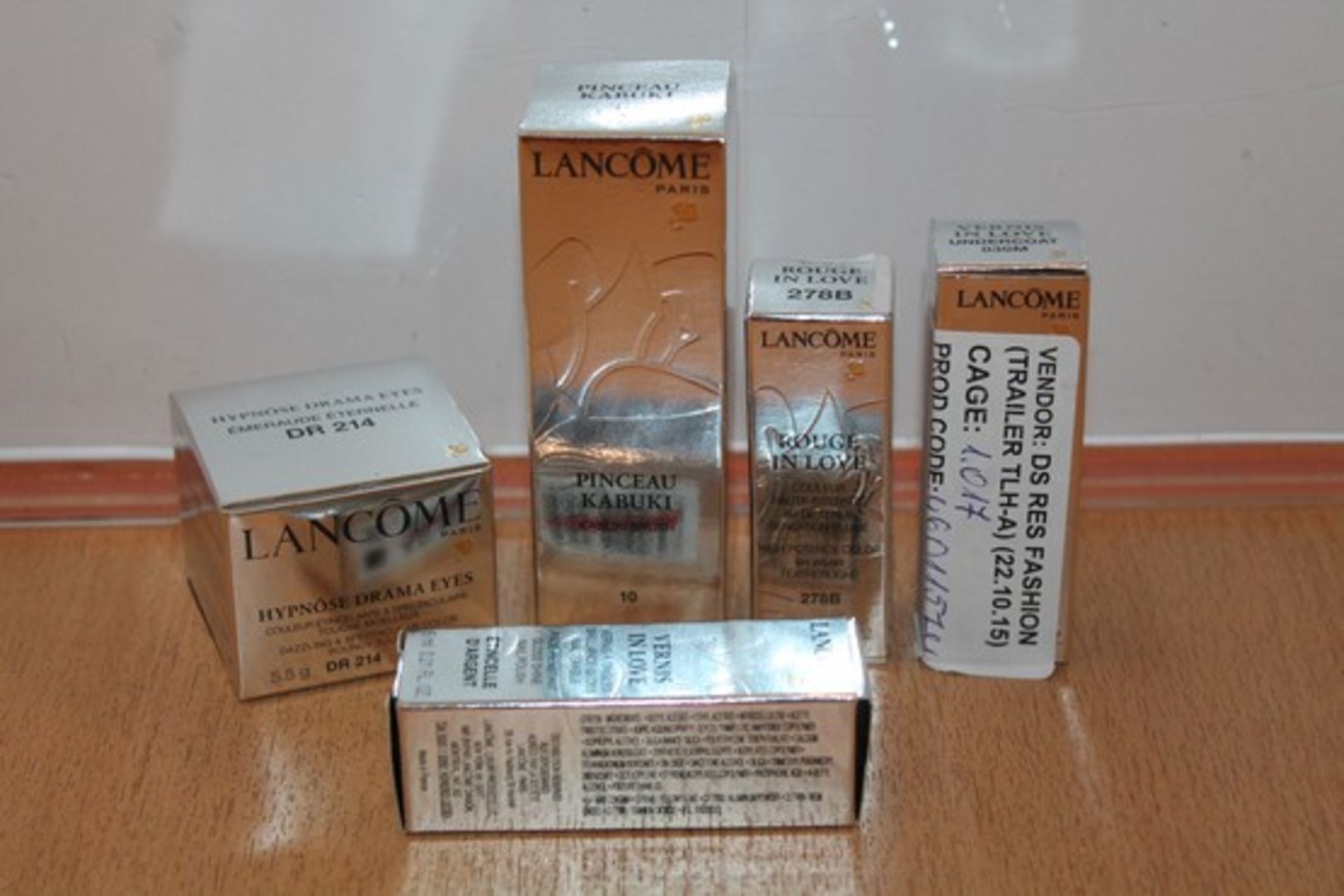 5X BOXED BRAND NEW LANCOME PARIS LADIES MAKE UP ITEMS TO INCLUDE LIPSTICK, EYELINER, EYE SHADOW