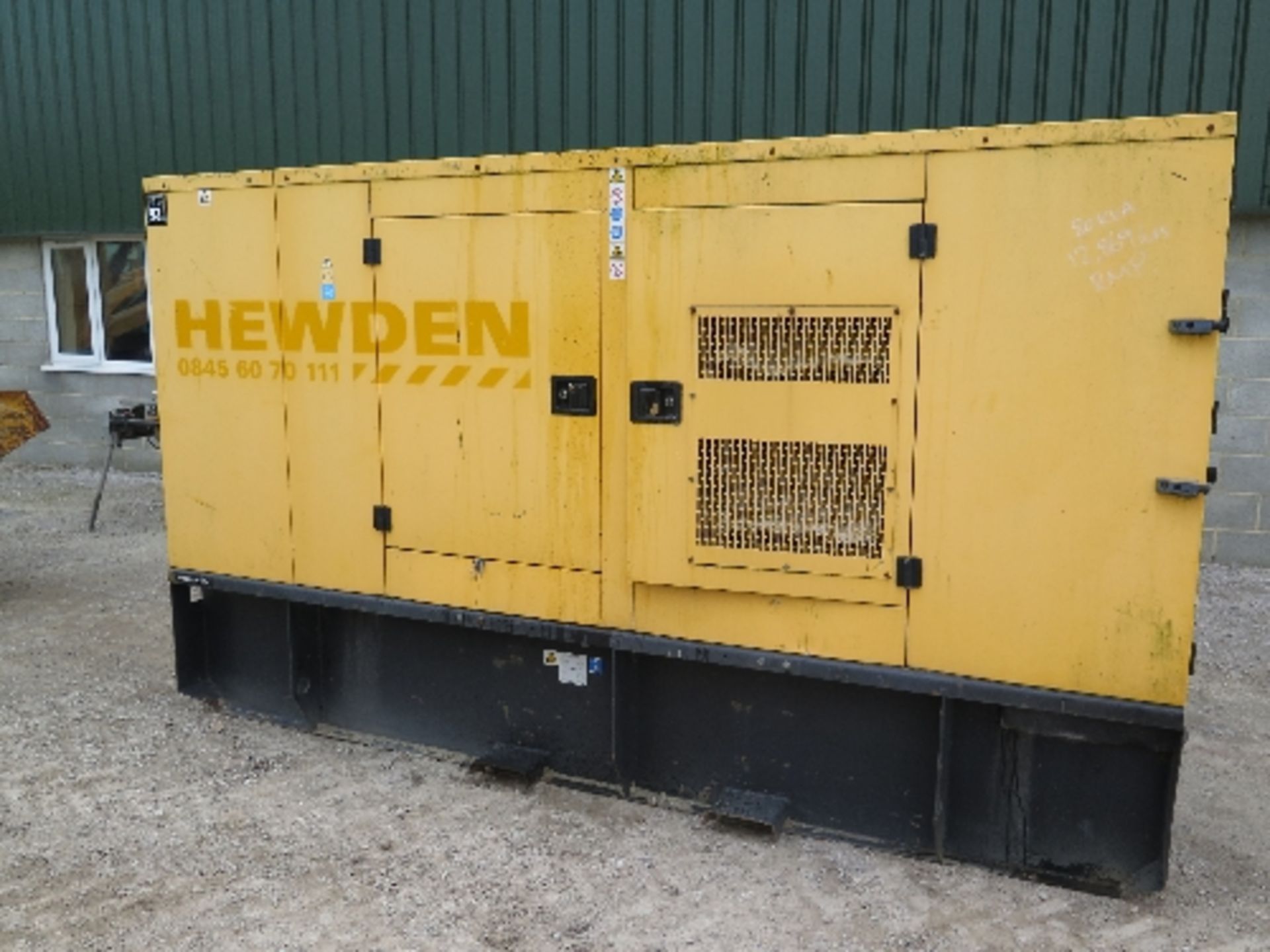 Caterpillar XQE80 80 KVA generator 12969 hrs RMP 5007012
RUNS AND MAKES POWER 
Caterpillar engine