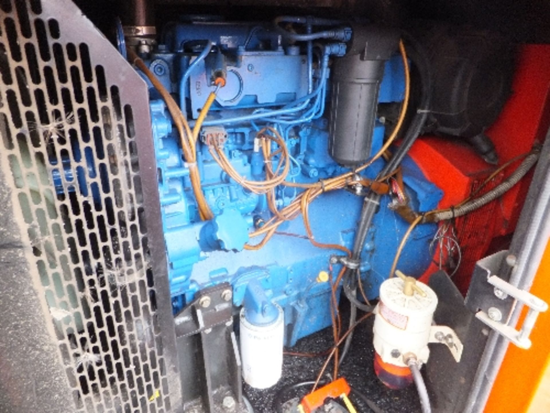 Genset MG115SS-P 100kva generator
Complete - parts of panel missing
HF6109 - Image 4 of 4