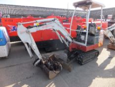 Takeuchi TB016 mini digger with breaker & buckets (2002)