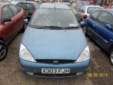 Ford Focus Zetec Estate - X303 FJH Date of registration:  29.12.2000 1596cc, petrol, manual, blue
