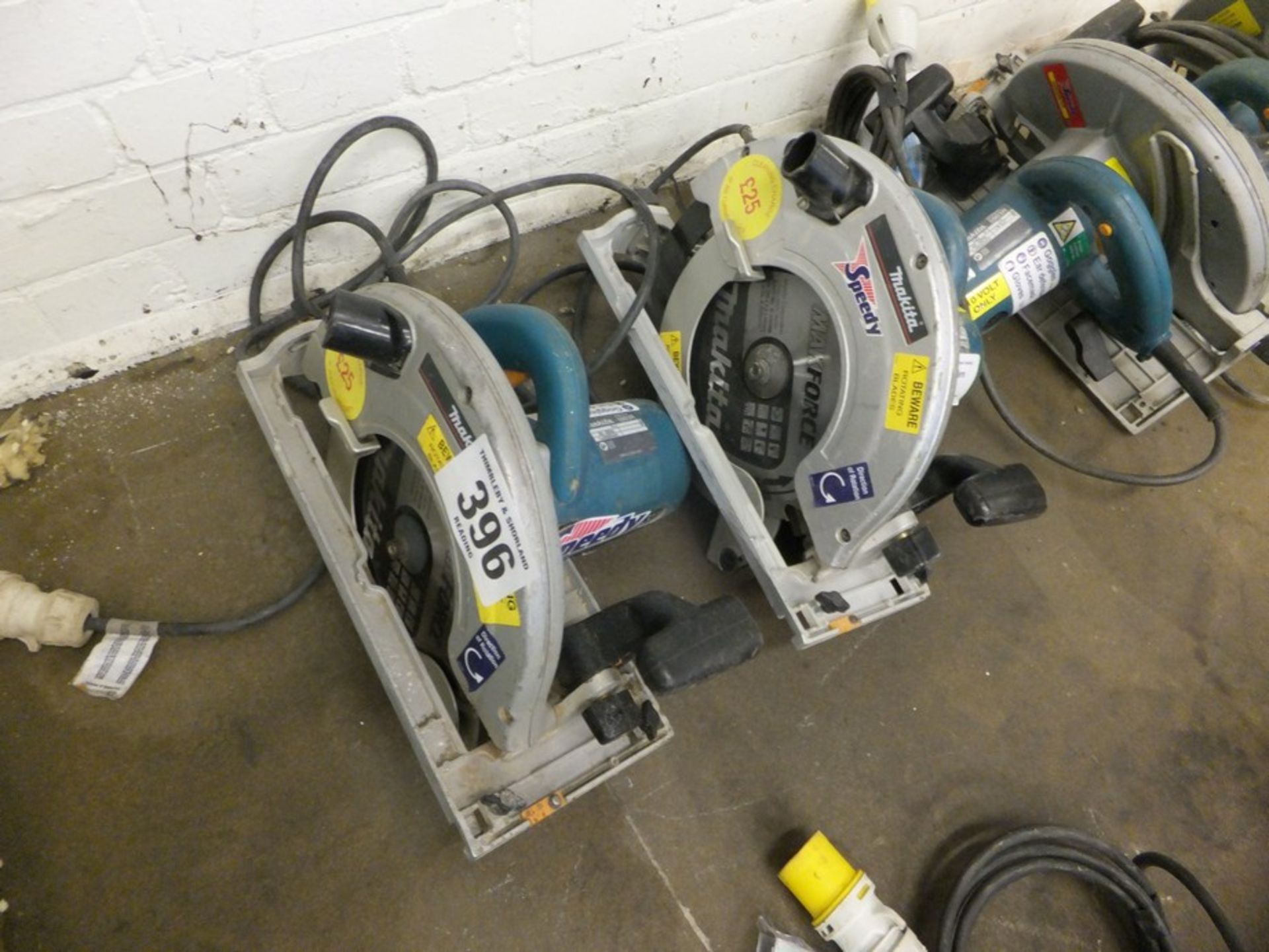 2 Makita 5903 circular saws