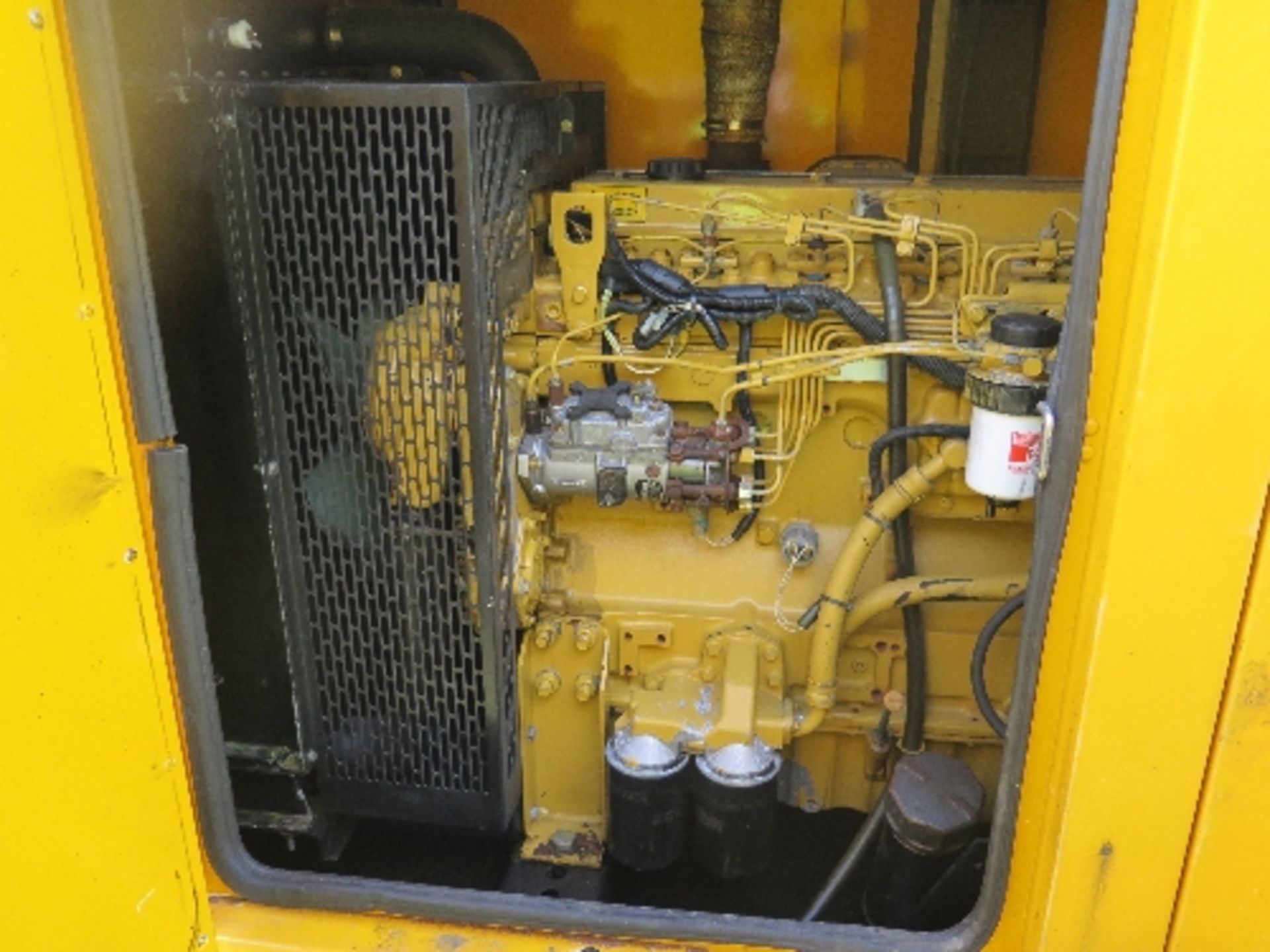 Caterpillar XQE100 generator 16850 hrs 138842
PERKINS POWER - RUNS AND MAKES POWER
ALL LOTS are - Image 3 of 6