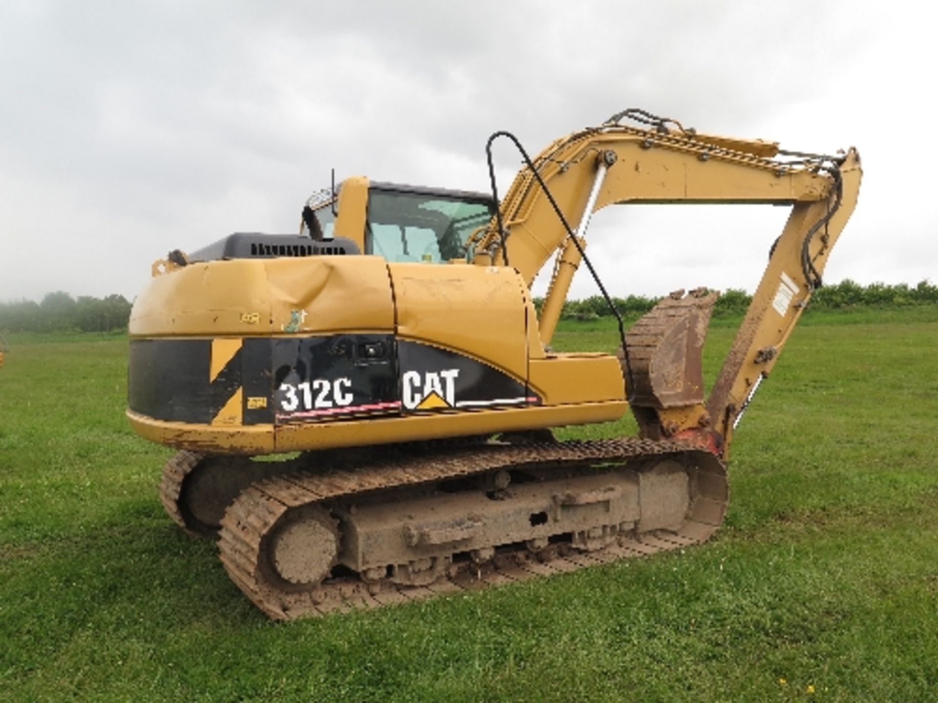 Caterpillar 312C excavator 4331 hrs 2006 145477
CANOPY DAMAGE
ONE SIDE POOR TRACKING FORWARD -
