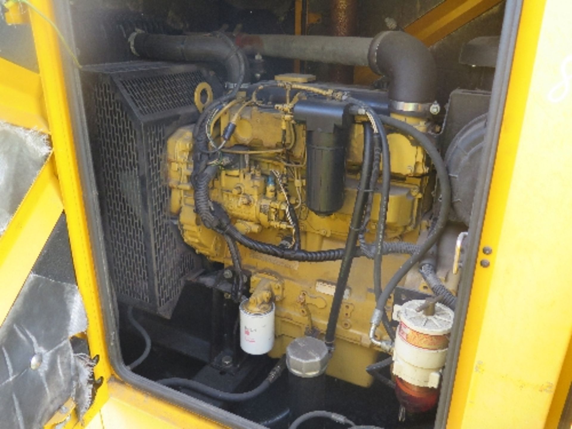 Caterpillar XQE80 generator 14217 hrs 5003860
PERKINS - TURNS OVER - CONTROL PANEL MISSING - MAIN - Image 3 of 6