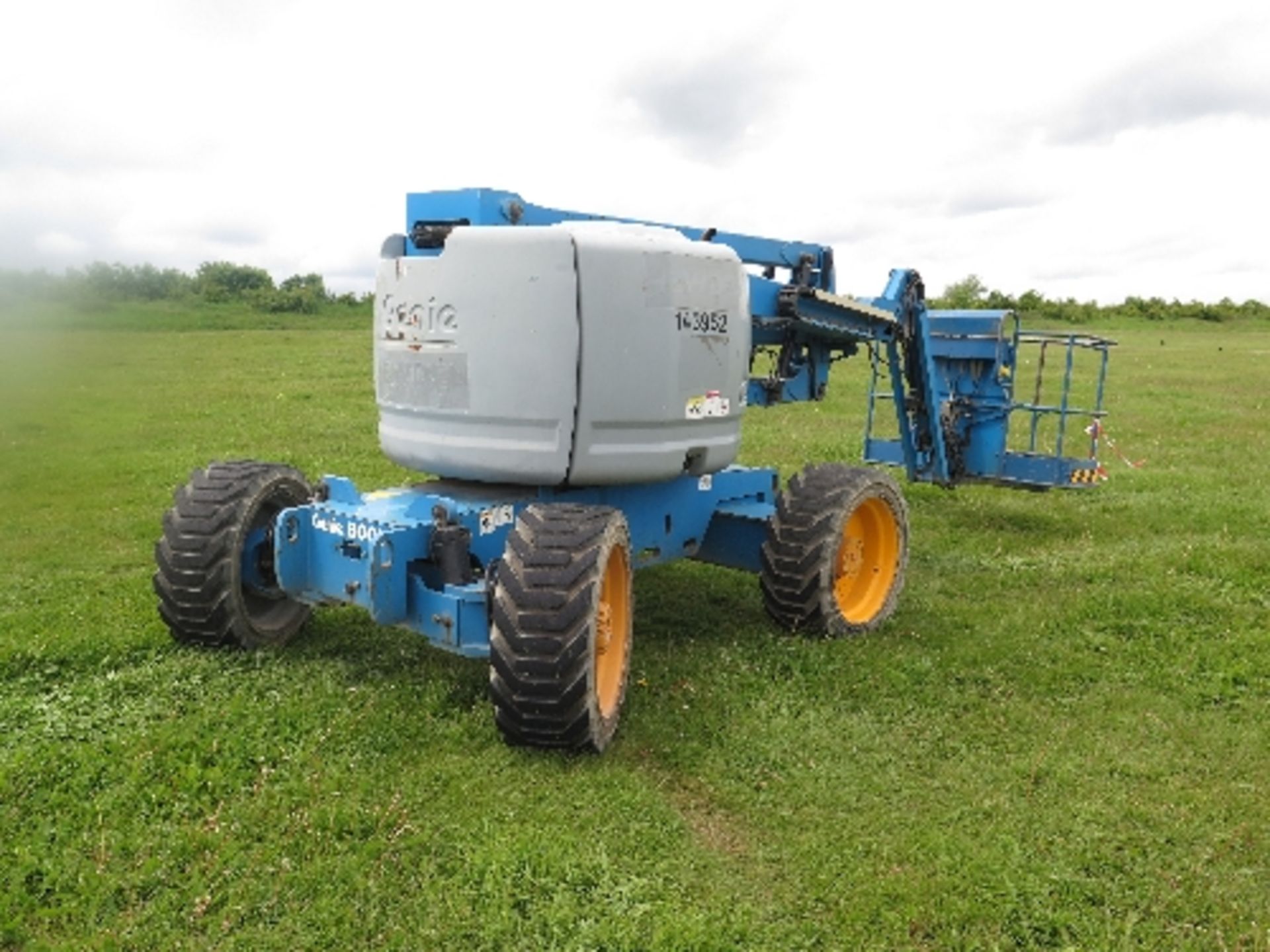 Genie Z45/25 artic boom 2153 hrs 2005 143952ALL LOTS are SOLD AS SEEN WITHOUT WARRANTY expressed,