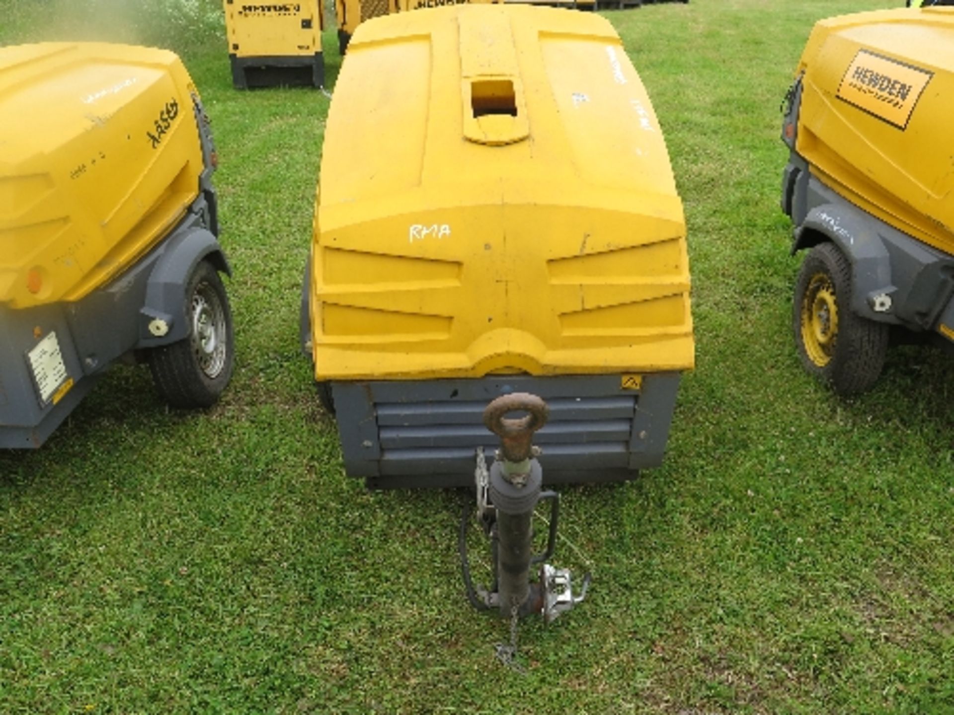 Atlas Copco XAS47 compressor 2008 5002442
325 HOURS - KUBOTA - RUNS AND MAKES AIR
ALL LOTS are - Image 3 of 5