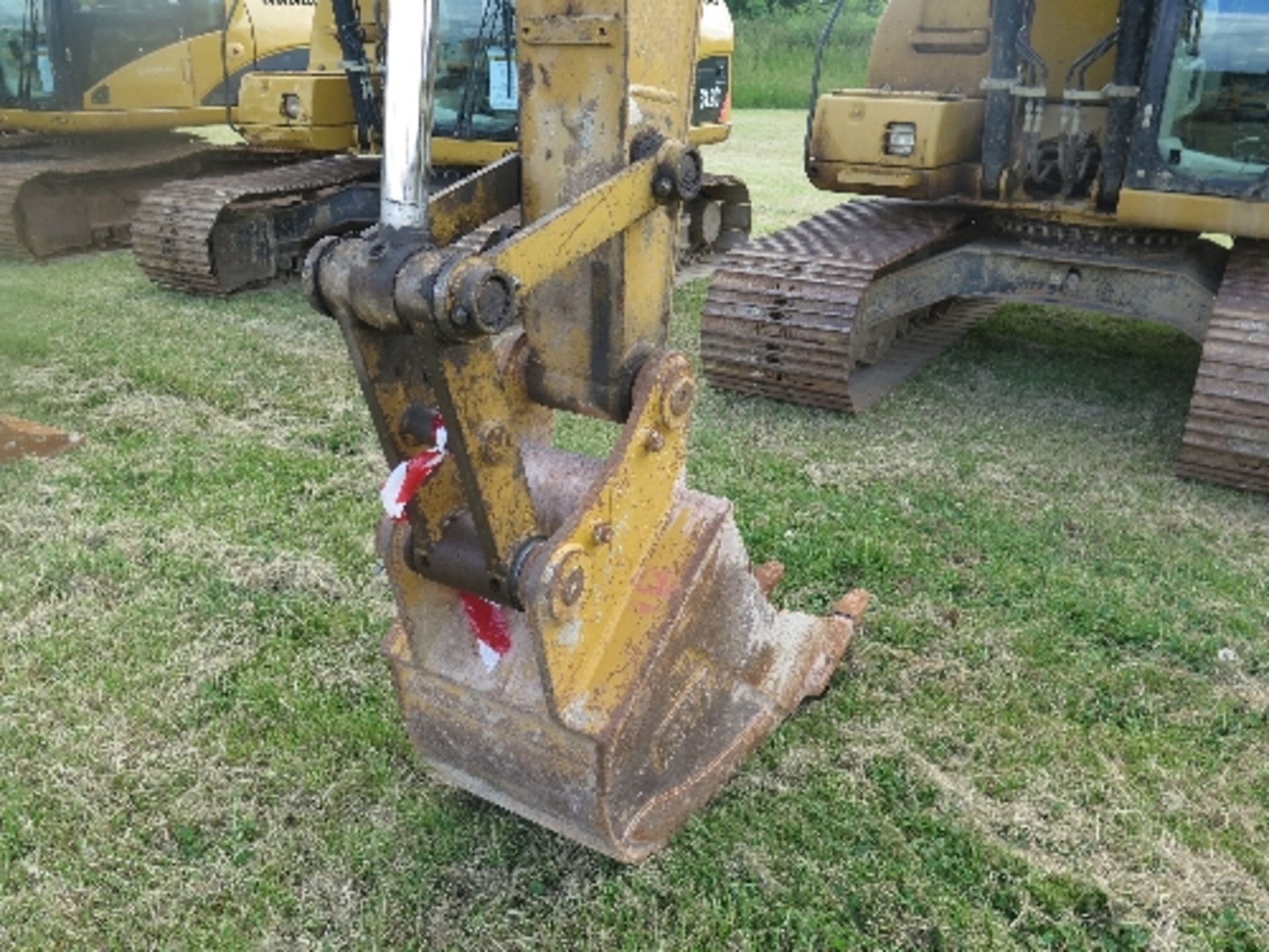 Caterpillar 312C excavator 6957 hrs  149537
BELIEVED 2007
ALL LOTS are SOLD AS SEEN WITHOUT - Image 8 of 8